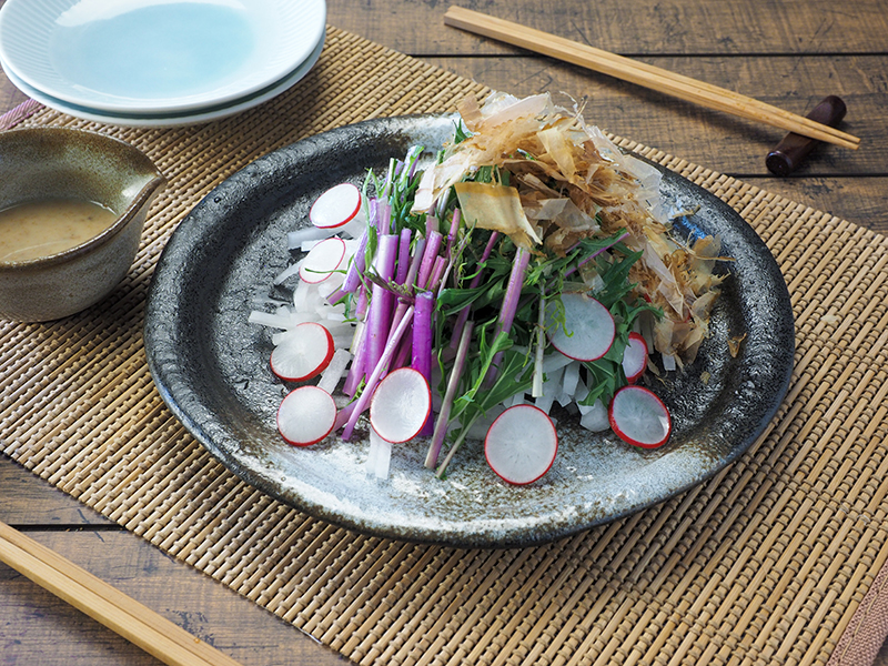 京野菜ドレッシングで水菜と大根の「ハリハリサラダ」