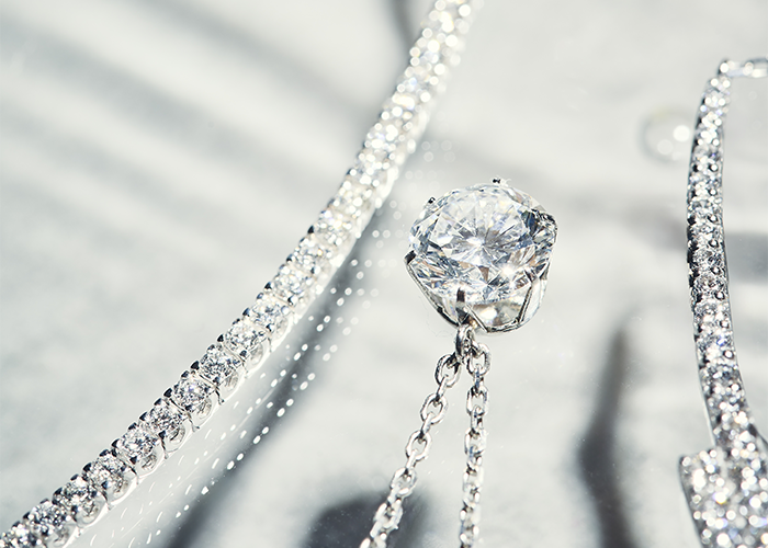 輝きの本質は、技術でつくられる。