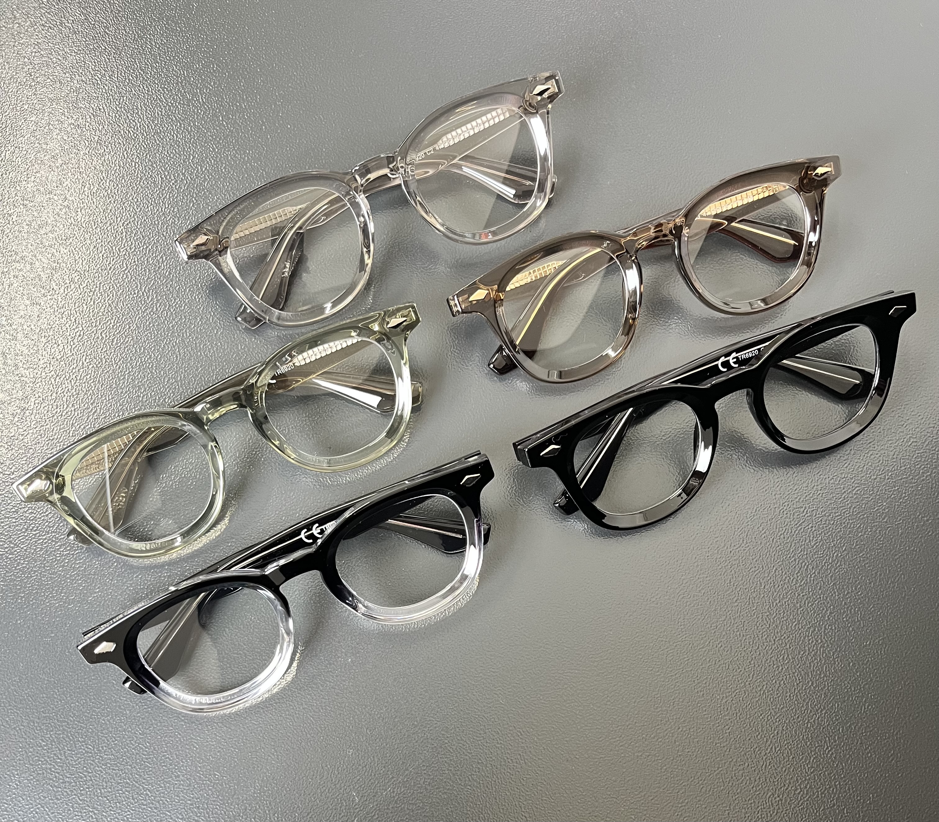 新作入荷のお知らせ