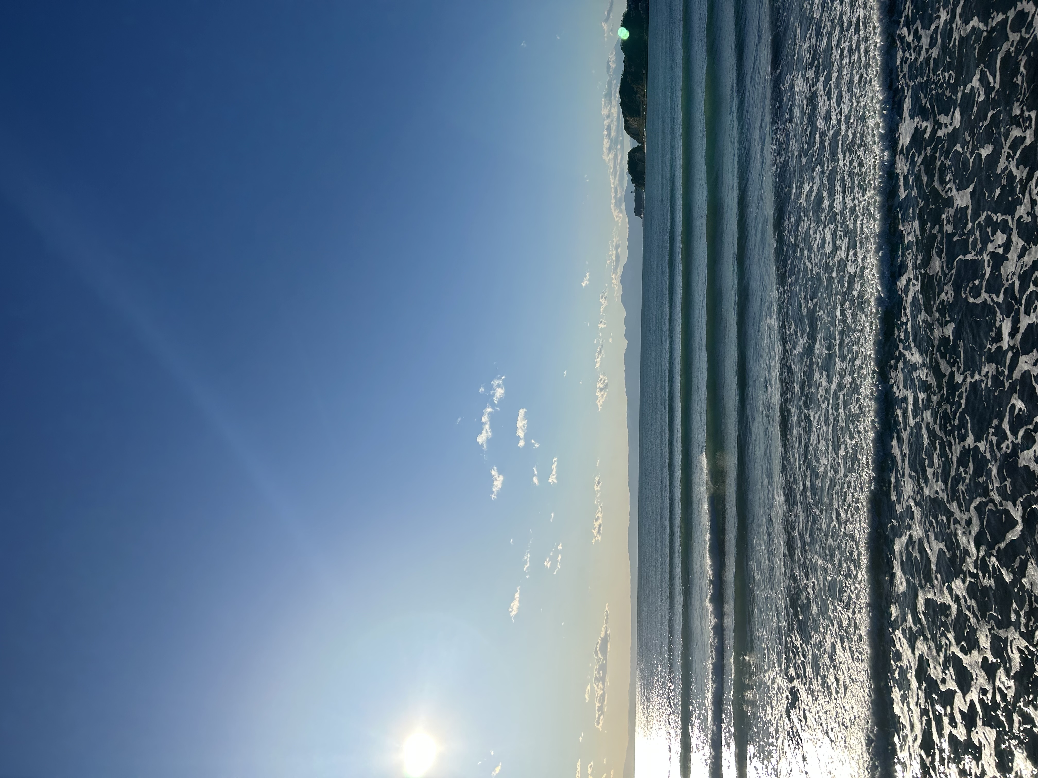 【サーファーの肌悩み】日焼け止めだけじゃ足りない、サーファーのための集中ケア