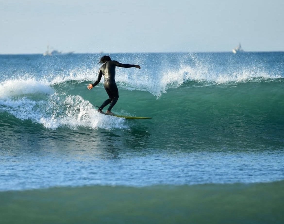 CALIFORNIA POKE COMPANY/サーファー/シェイパー内田鉄兵のスキンケサポート。