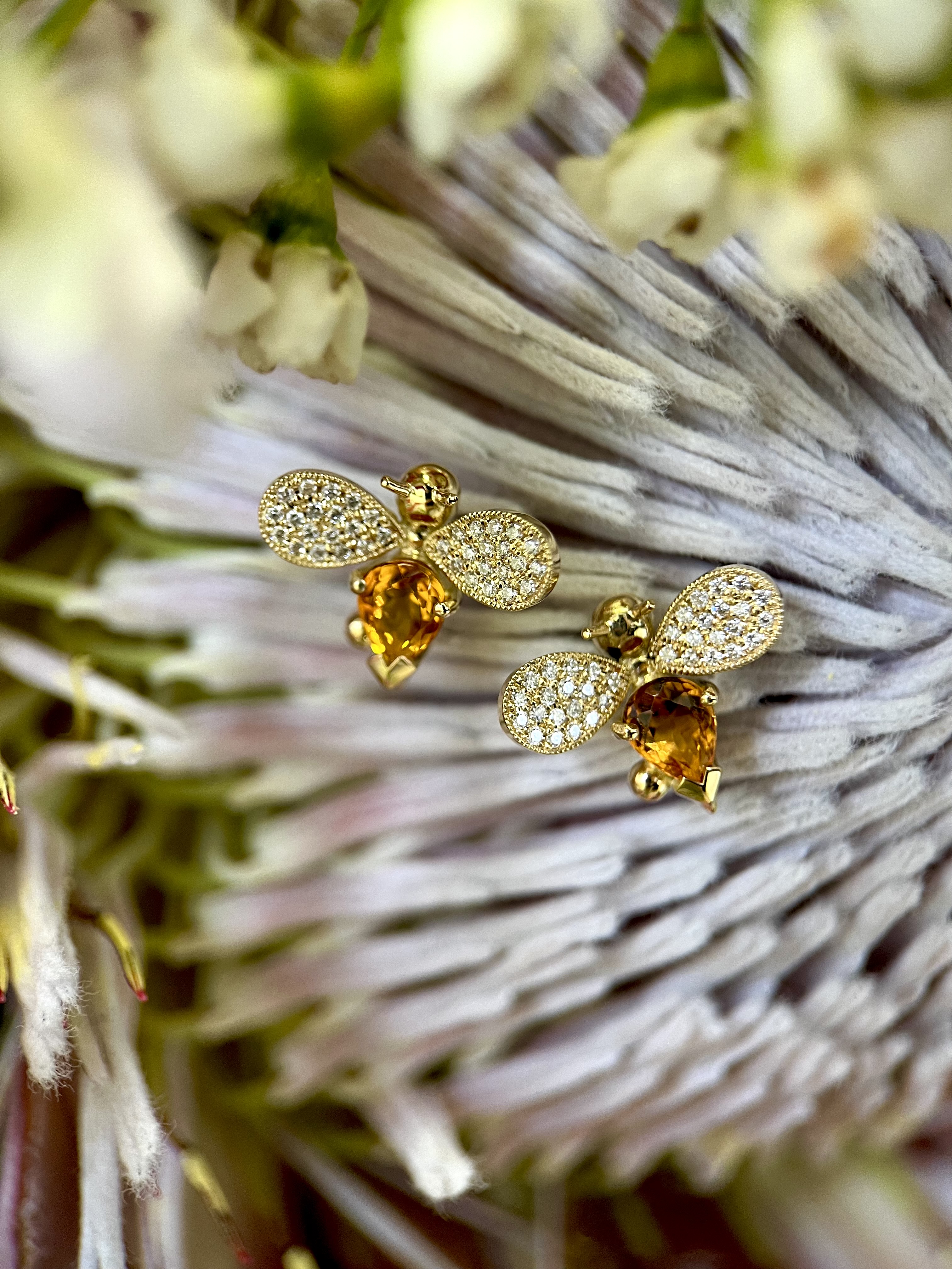 [Amulet Bee] collection 発売