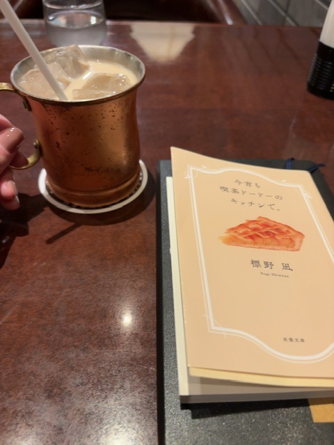 【60】喫茶店と読書のじかん。ネイルのおはなし。