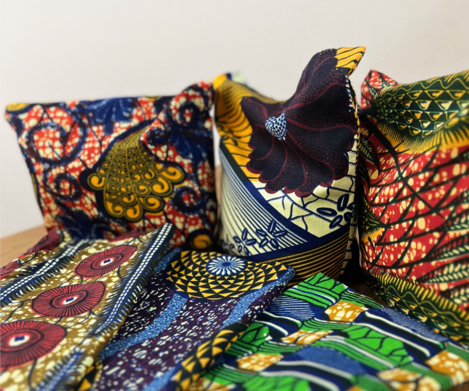 【新入荷】エスニックの魅力たっぷり african print bag