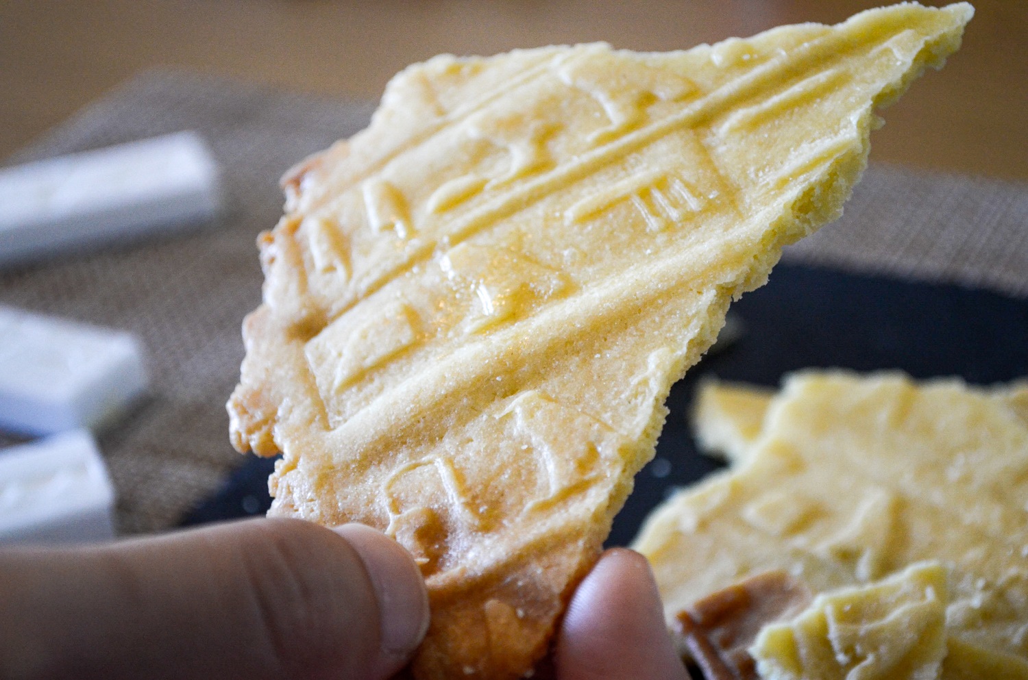 卵なし！たった3つの材料で作る超簡単型抜きクッキーのレシピ