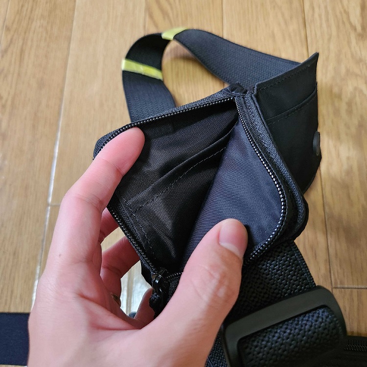 作品づくりの裏話：旅先専用のポーチを作っています