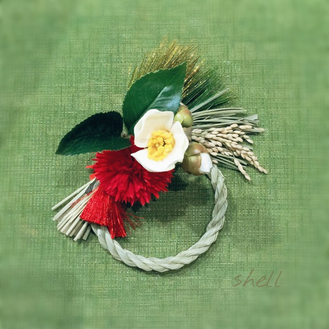 お正月といえば 紅白 です Wreath Shell お正月といえば 紅白 です Wreath Shell
