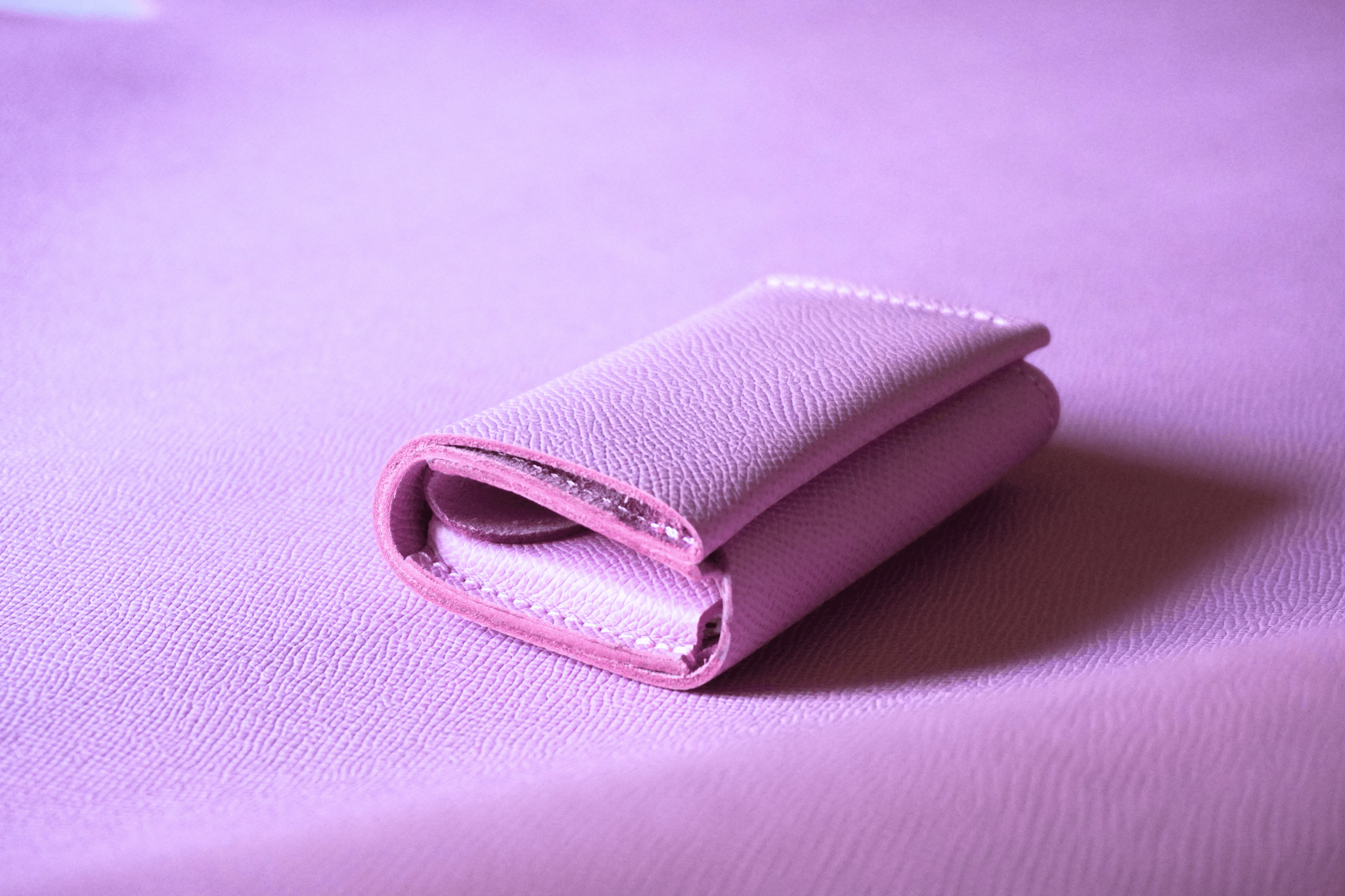 【 Wrap 】 お金を包む財布　桜カラー販売中🌸