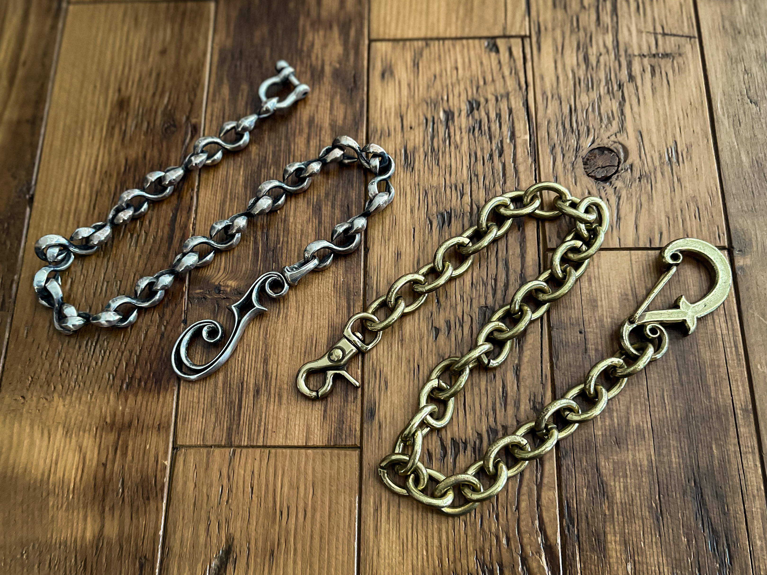 『F-HOLE WALLET CHAIN』