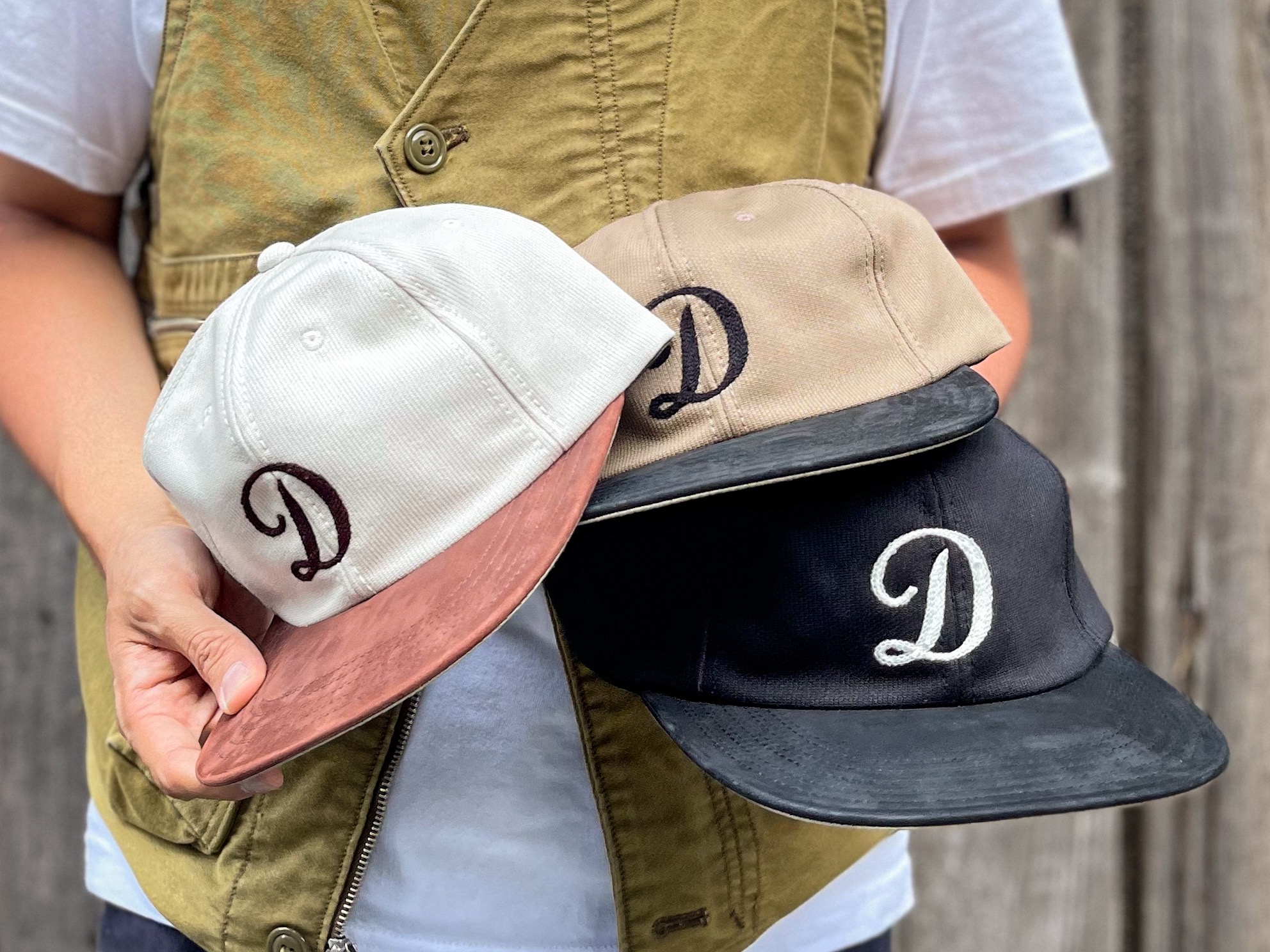 『DOGのTWO TONE CAP！』