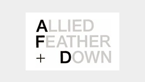 ALLIED FEATHER + DOWN のウェア、最終処分中！