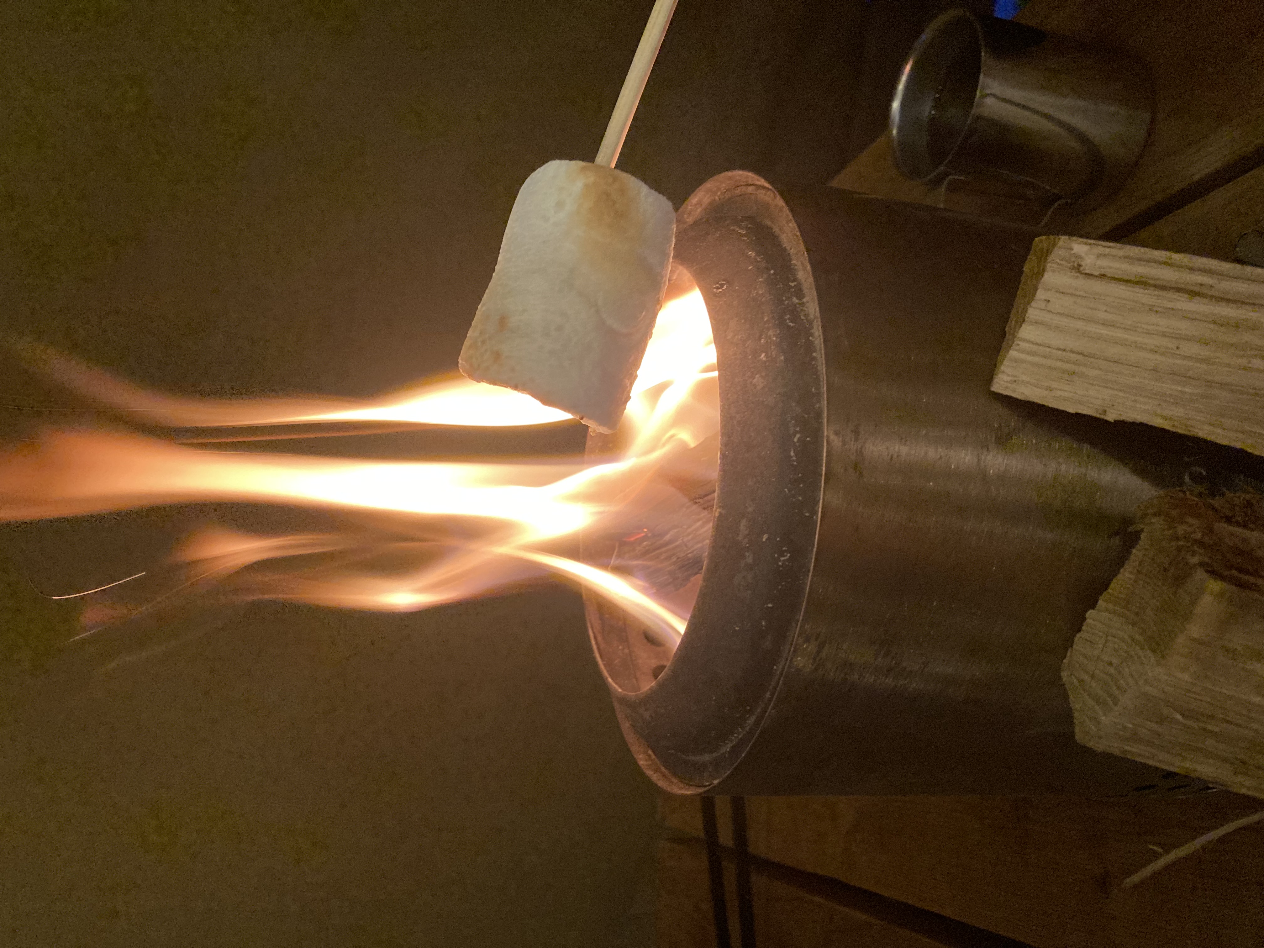 なぜ、焚火なのか。