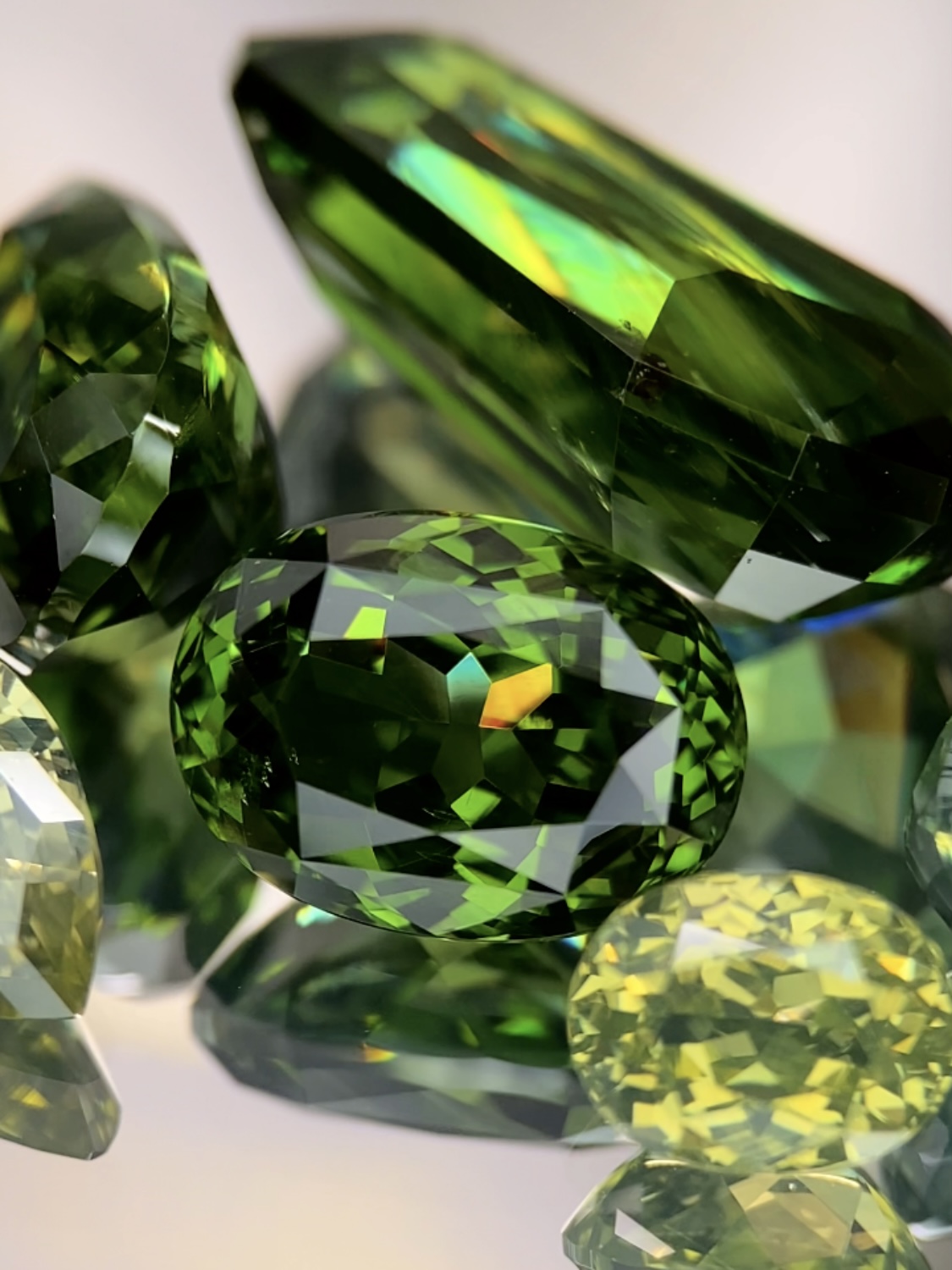 【BASE初ブログ】グリーンジルコンについて