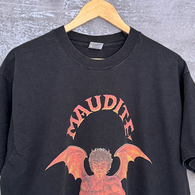 Tシャツ、デニムアップいたしました。