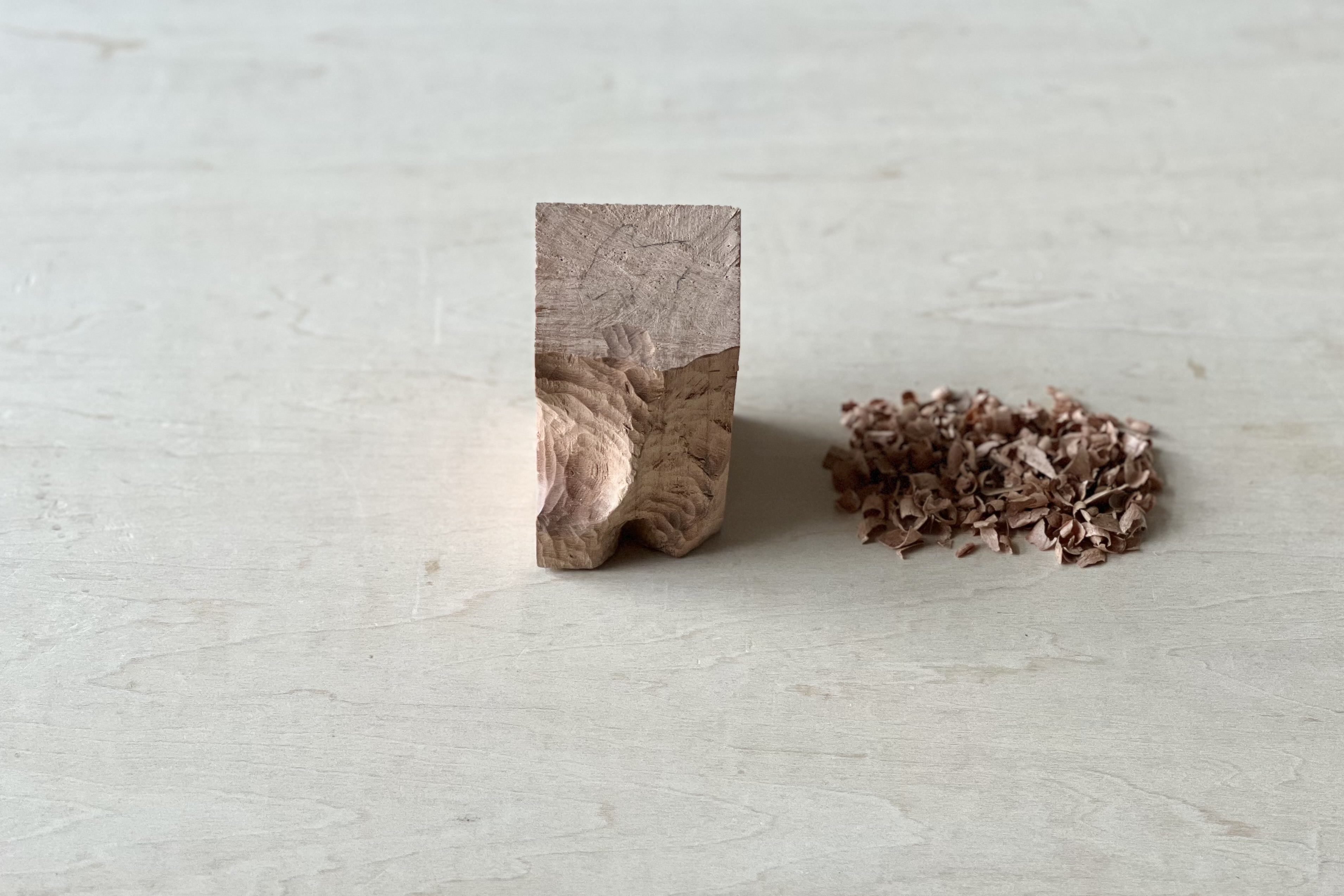 Carving a shape with peaks and valleys