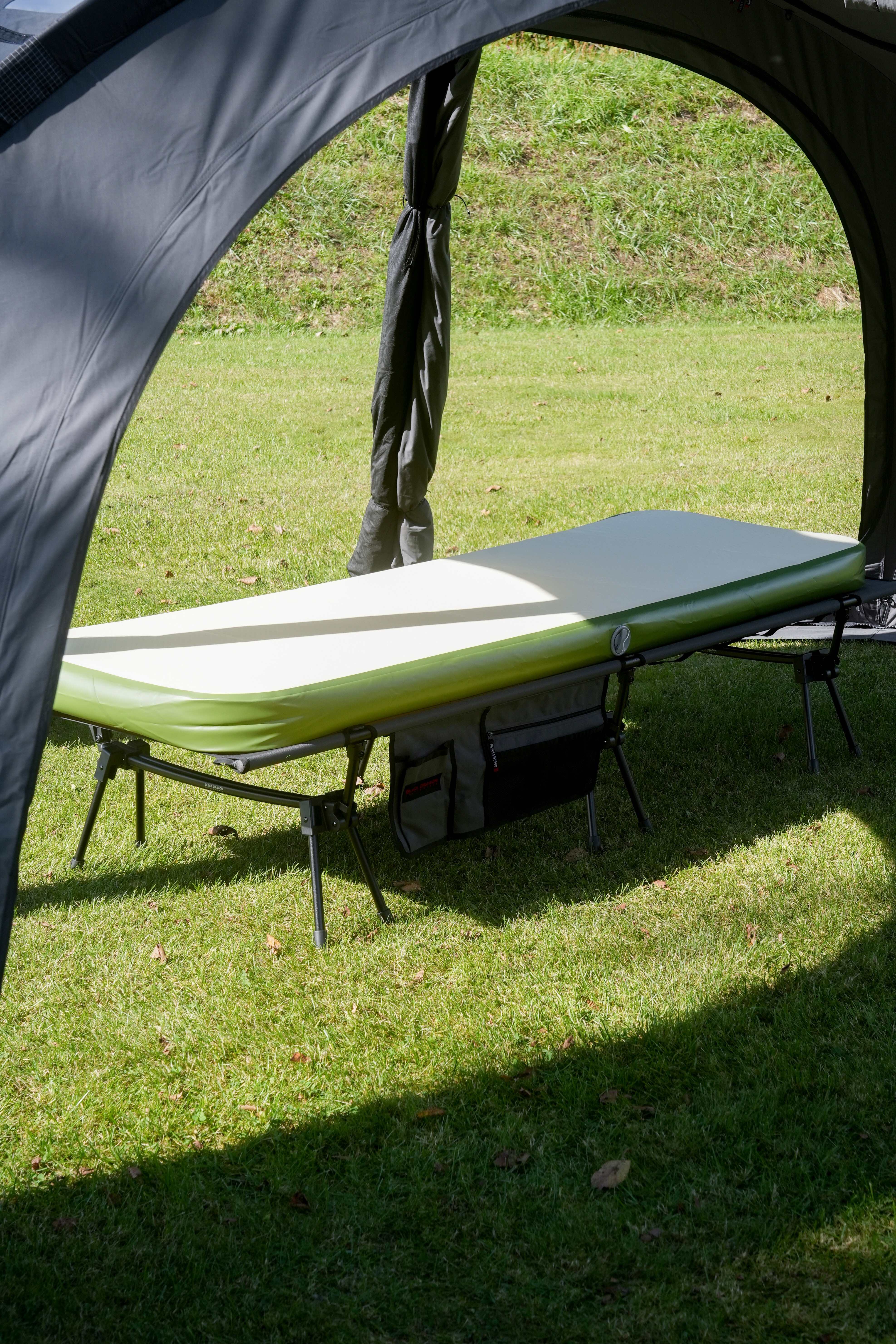 New: BLACK DRAGON AeroPad Solo エアーマット