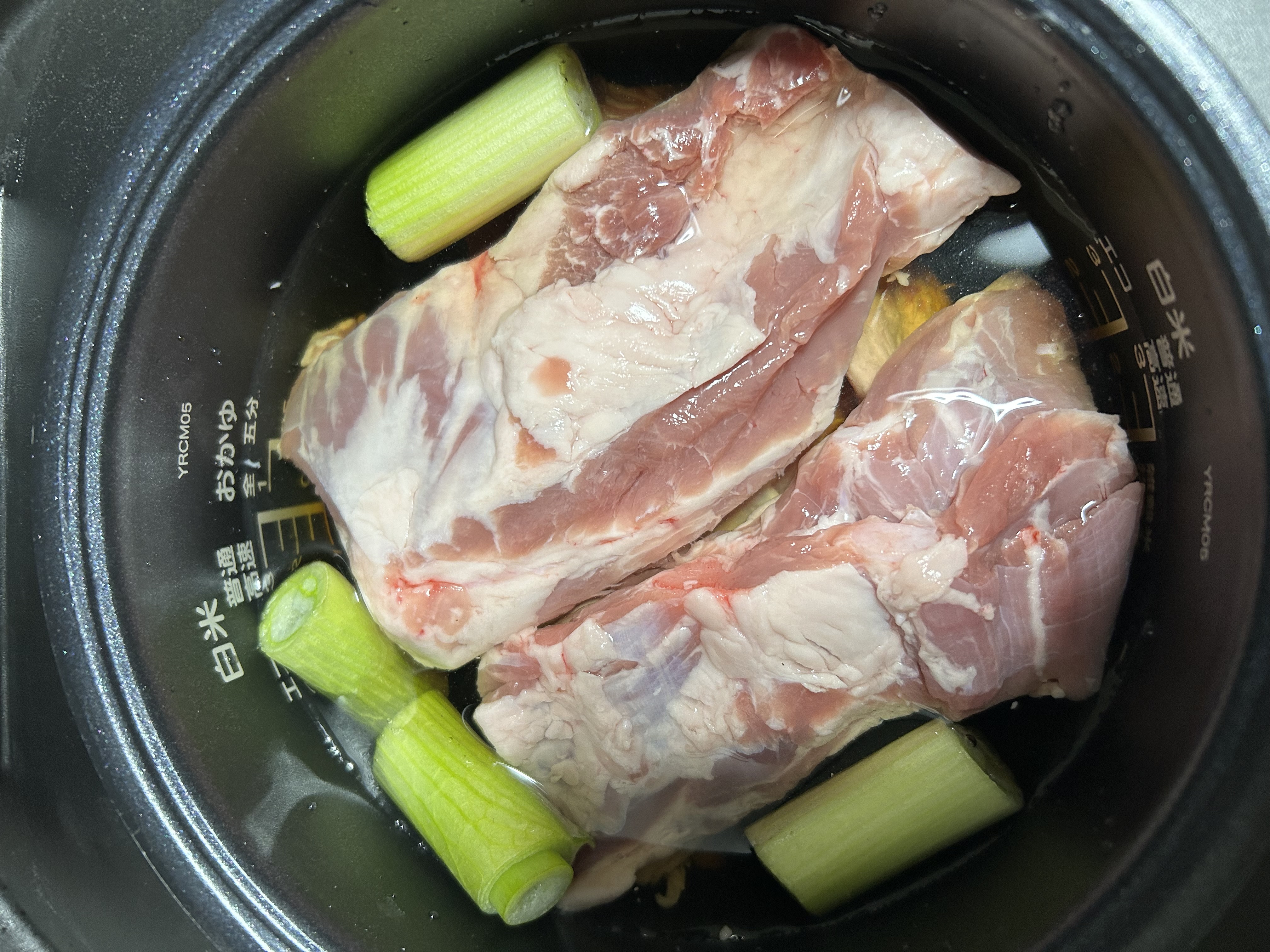 パイカを炊飯器にぶち込んで…メッチャ美味!!