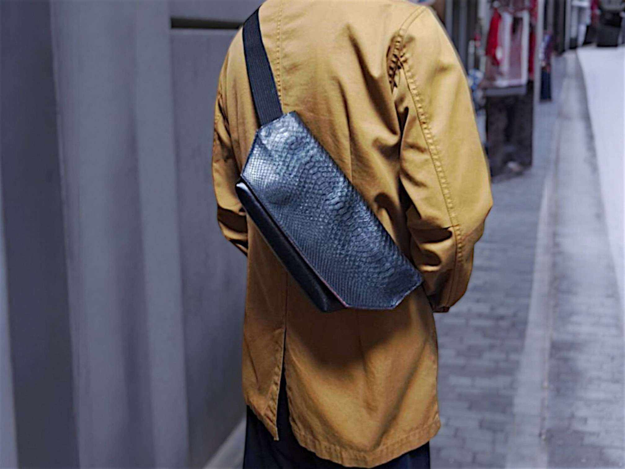 ✨新作✨秋の街歩きに|Grainoaシリーズのメッセンジャーバッグ