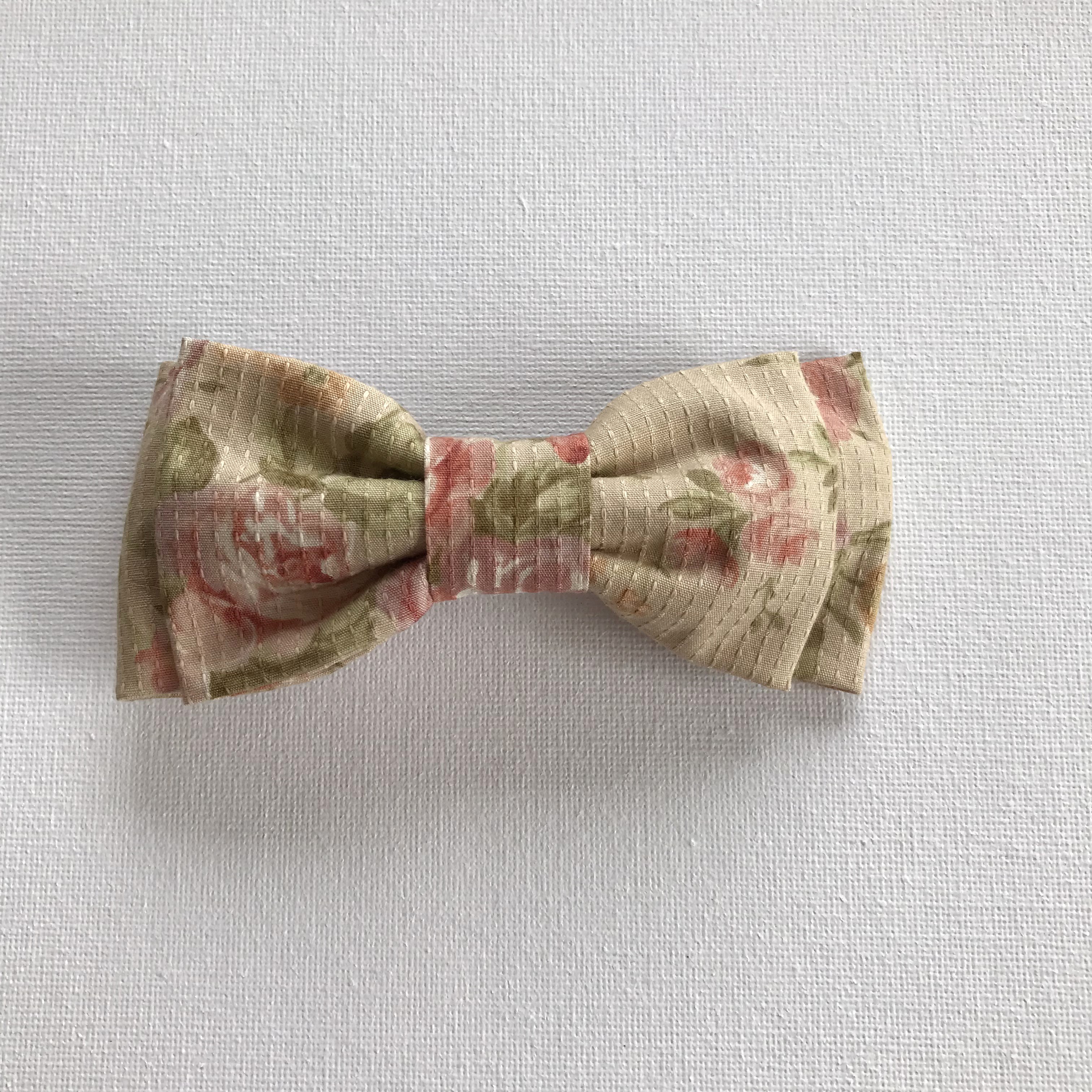 花柄のリボンバレッタ　ブラウン【ハンドメイド】