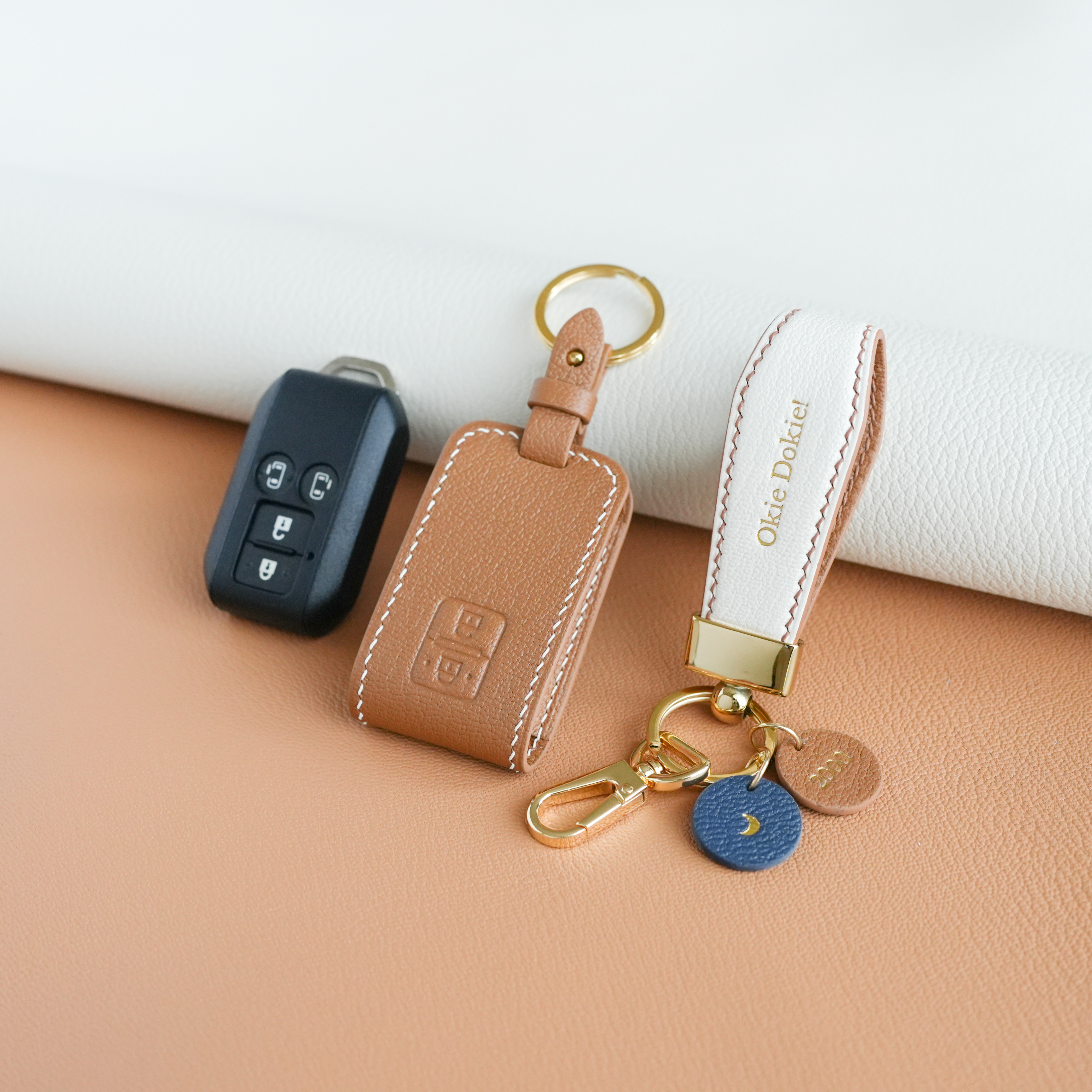 【スマートキーケース】車種別に作れるレザーキーケース|カラー・ステッチもカスタマイズ可能