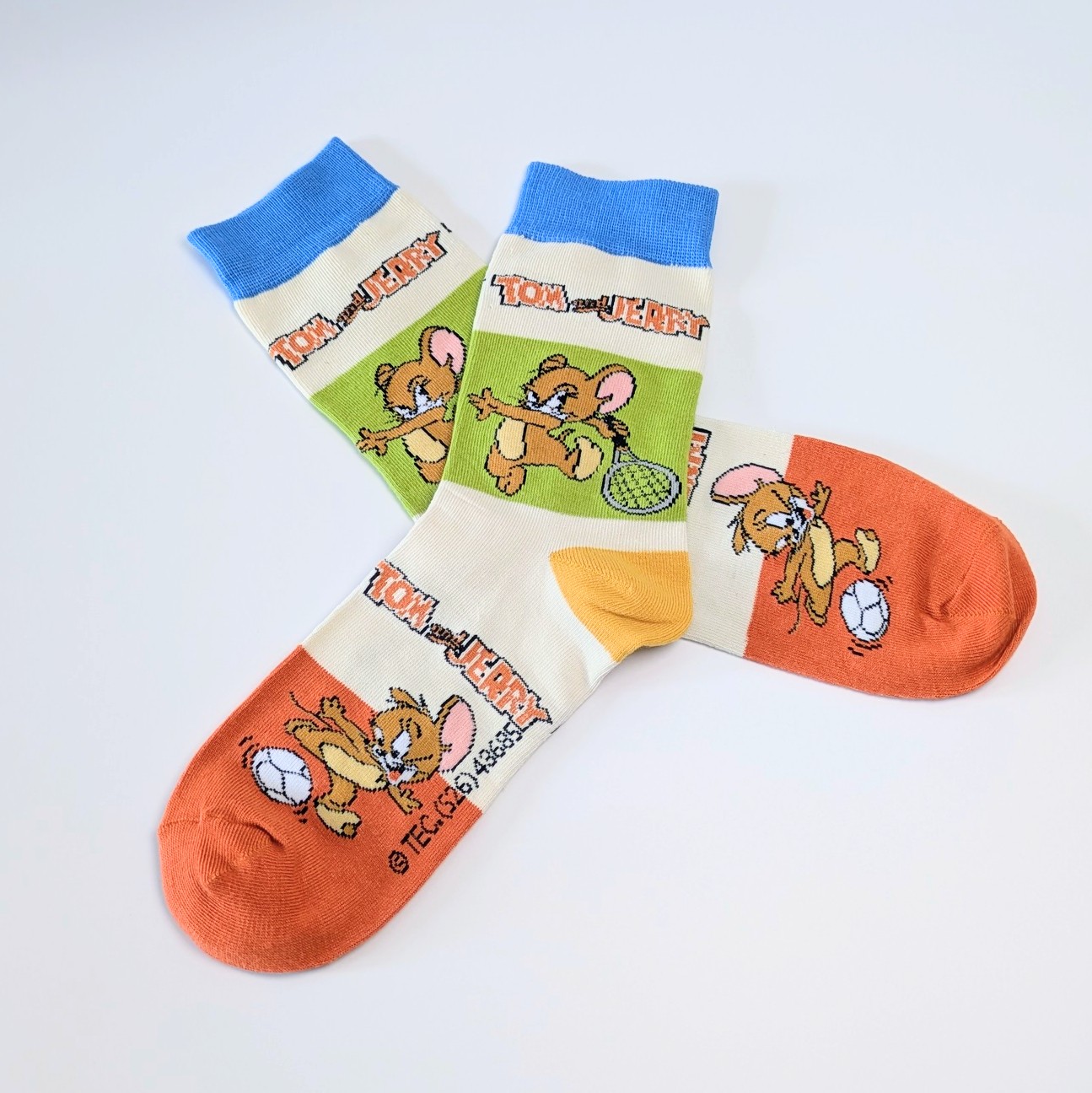 📢 この時期はショートパンツにこんな可愛いソックス🐭😺🌈🧦🌈