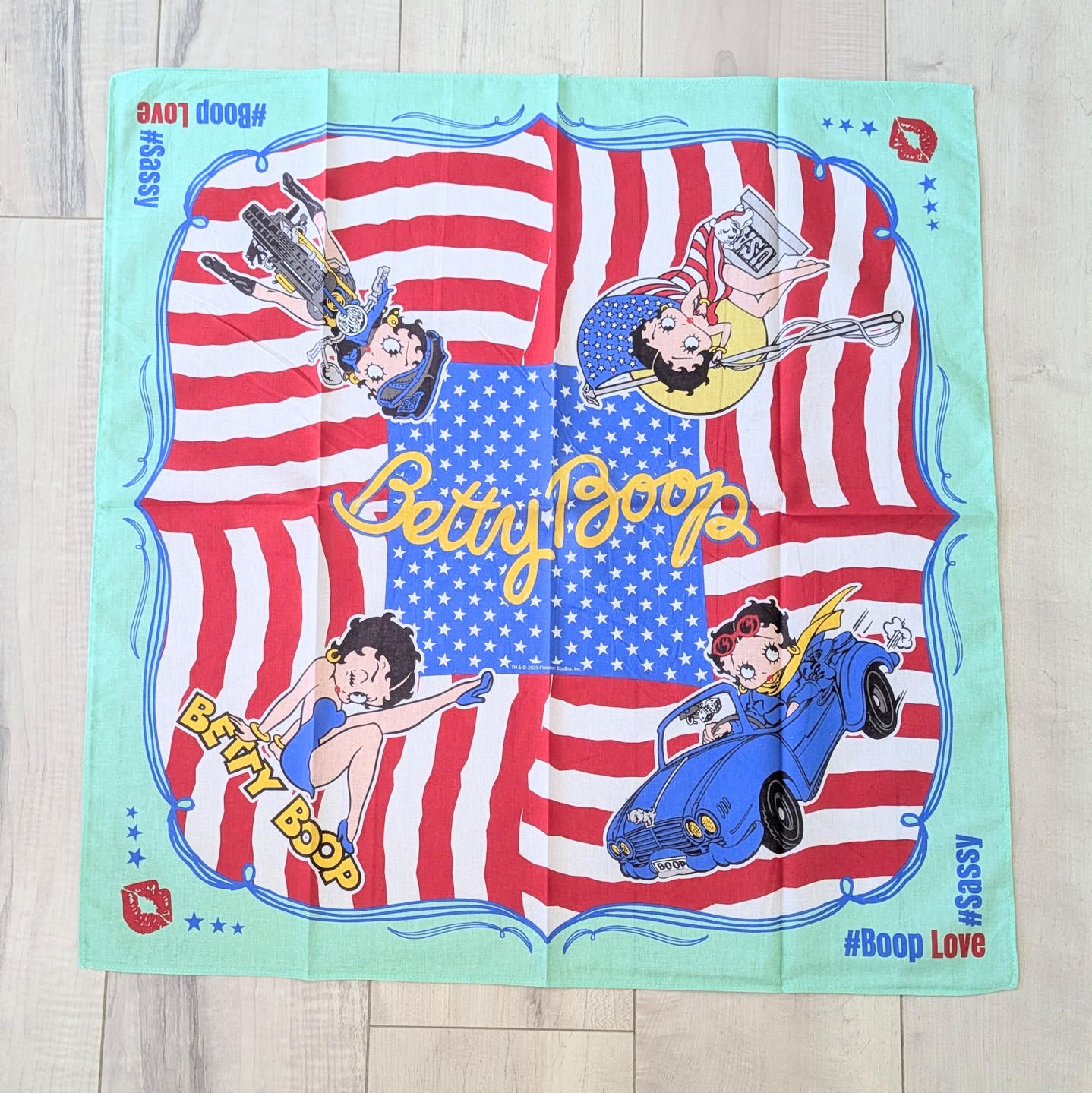 📢 何かと使えるバンダナ充実してます😉✨🇺🇸