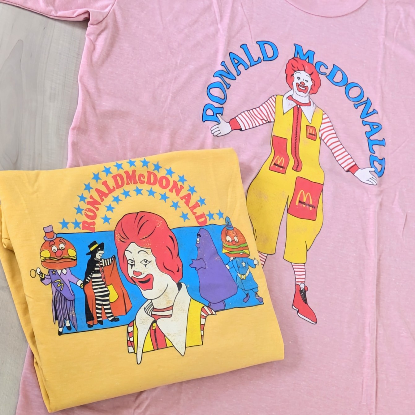 📢 じゃんじゃんTシャツ❗️限定カラーが入荷🍟🍔🩷🩷🩷