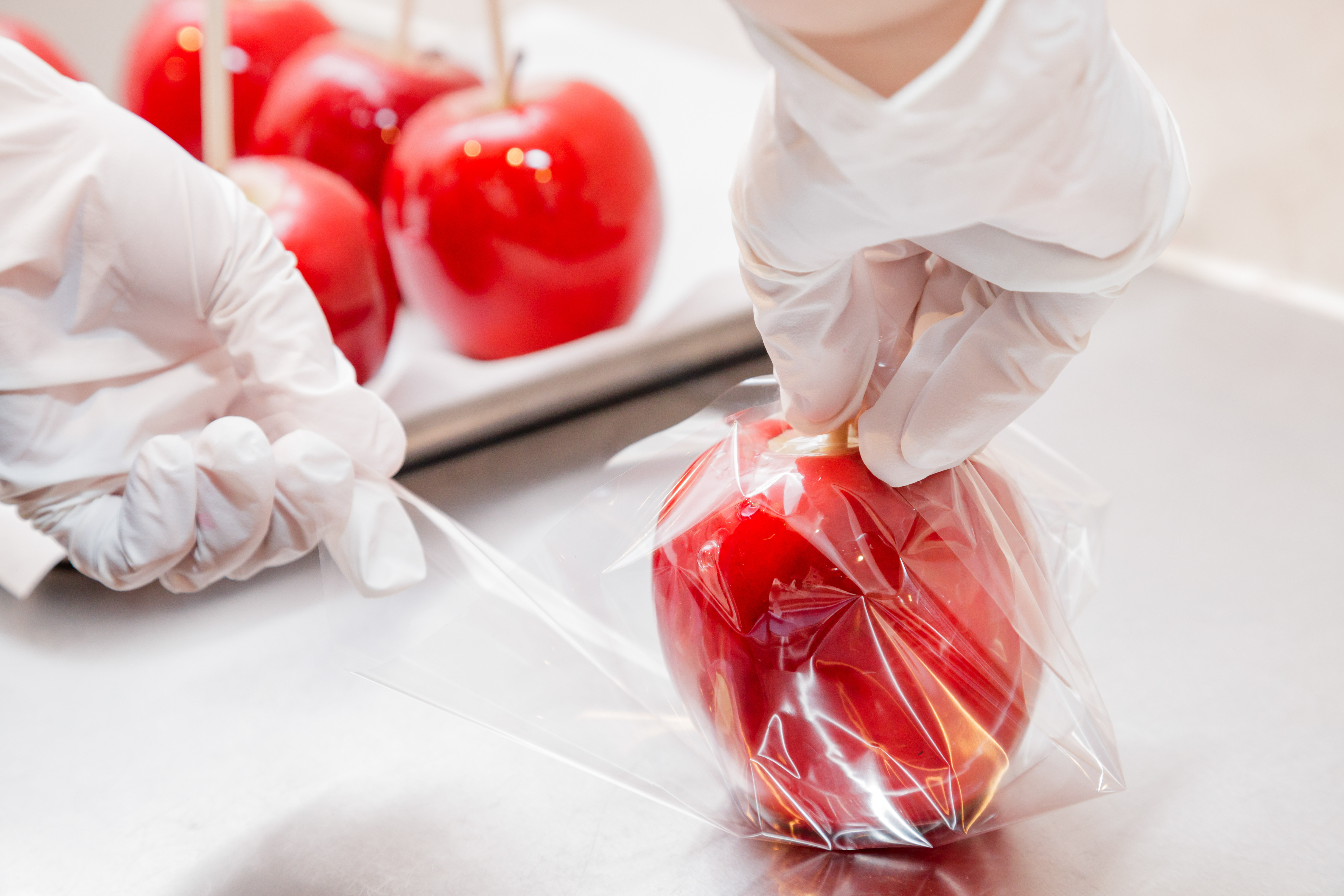 🍎りんご飴をたくさんの人へ届けたい!送料価格を調整し、お求めやすくなりました。🍎