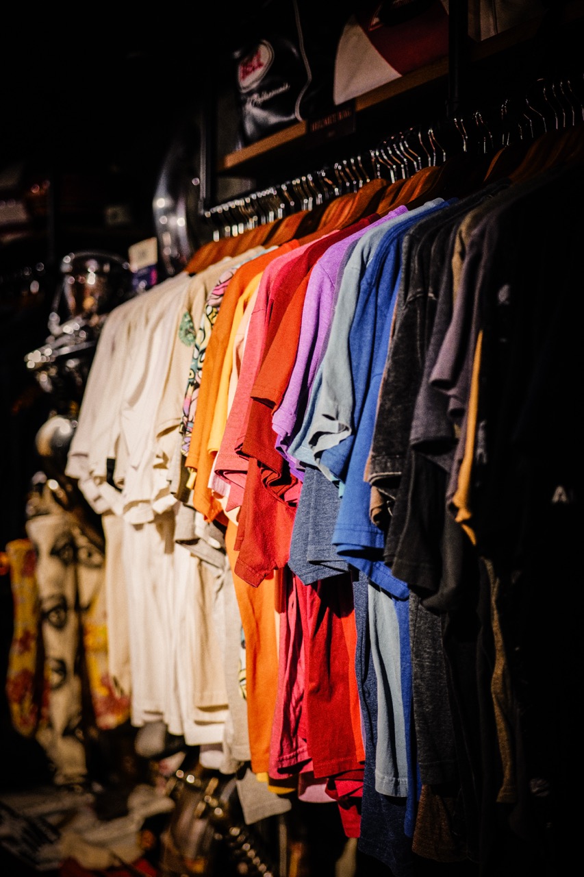 【OBEY】ストリートに刻むアートの意志。厳選されたヴィンテージTシャツ3選