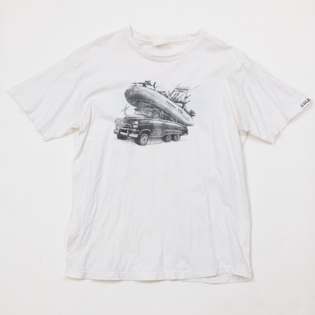 遊び心満点!Kolibri Car Top Boat Tシャツで夏の冒険へ出発!