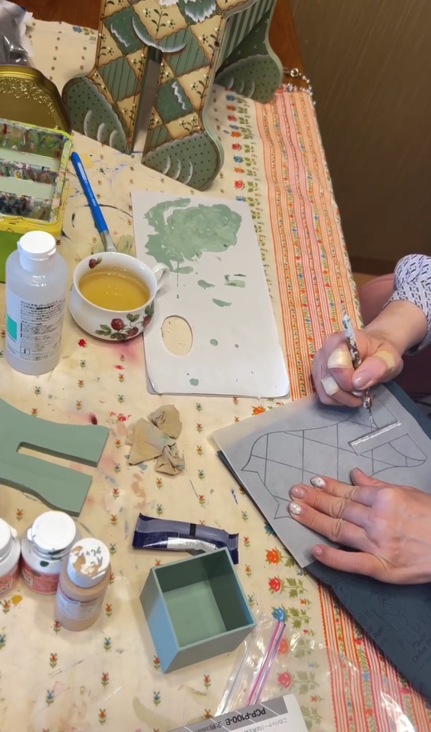 トールペイント レッスンの風景