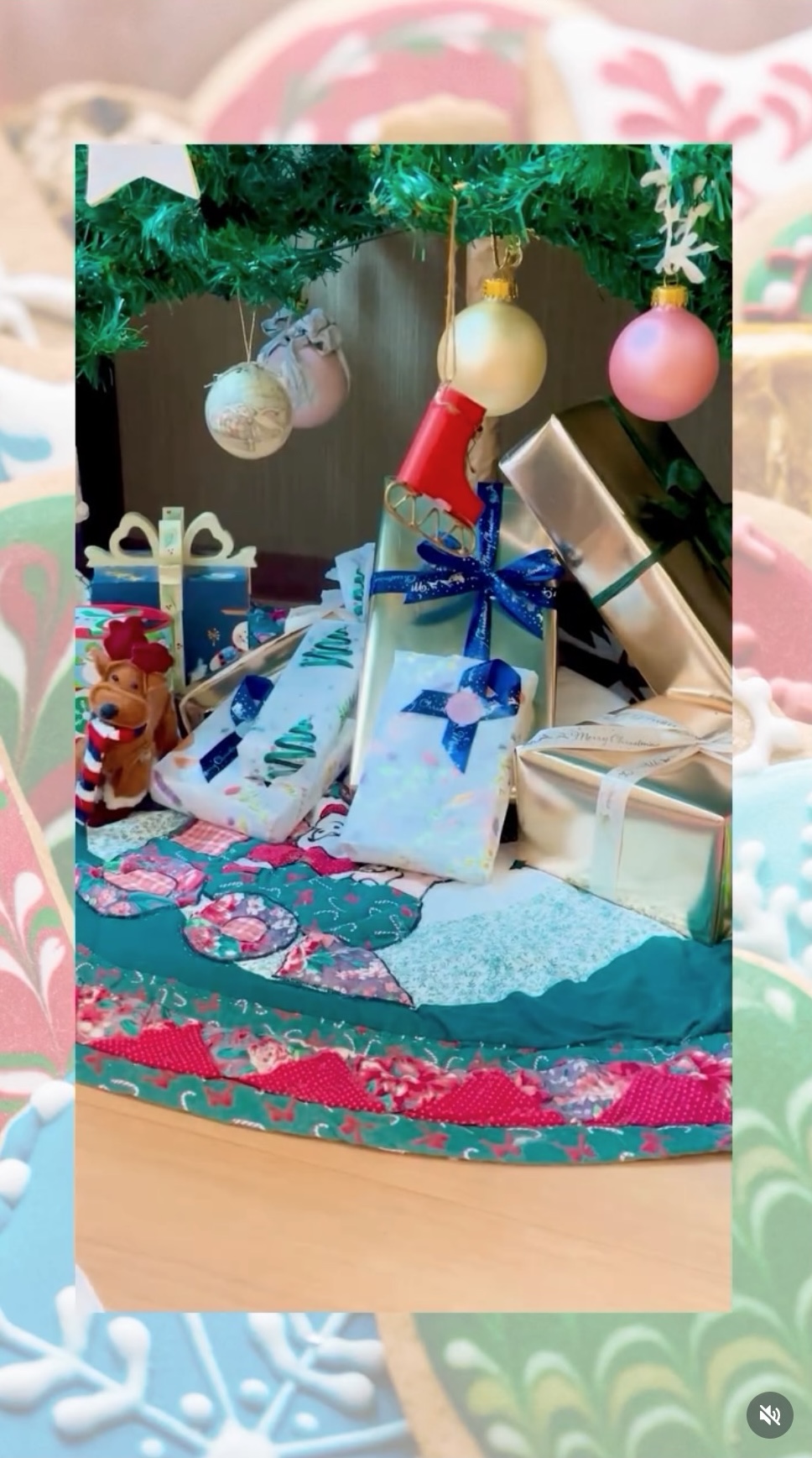 サンタと小さい森のクリスマス