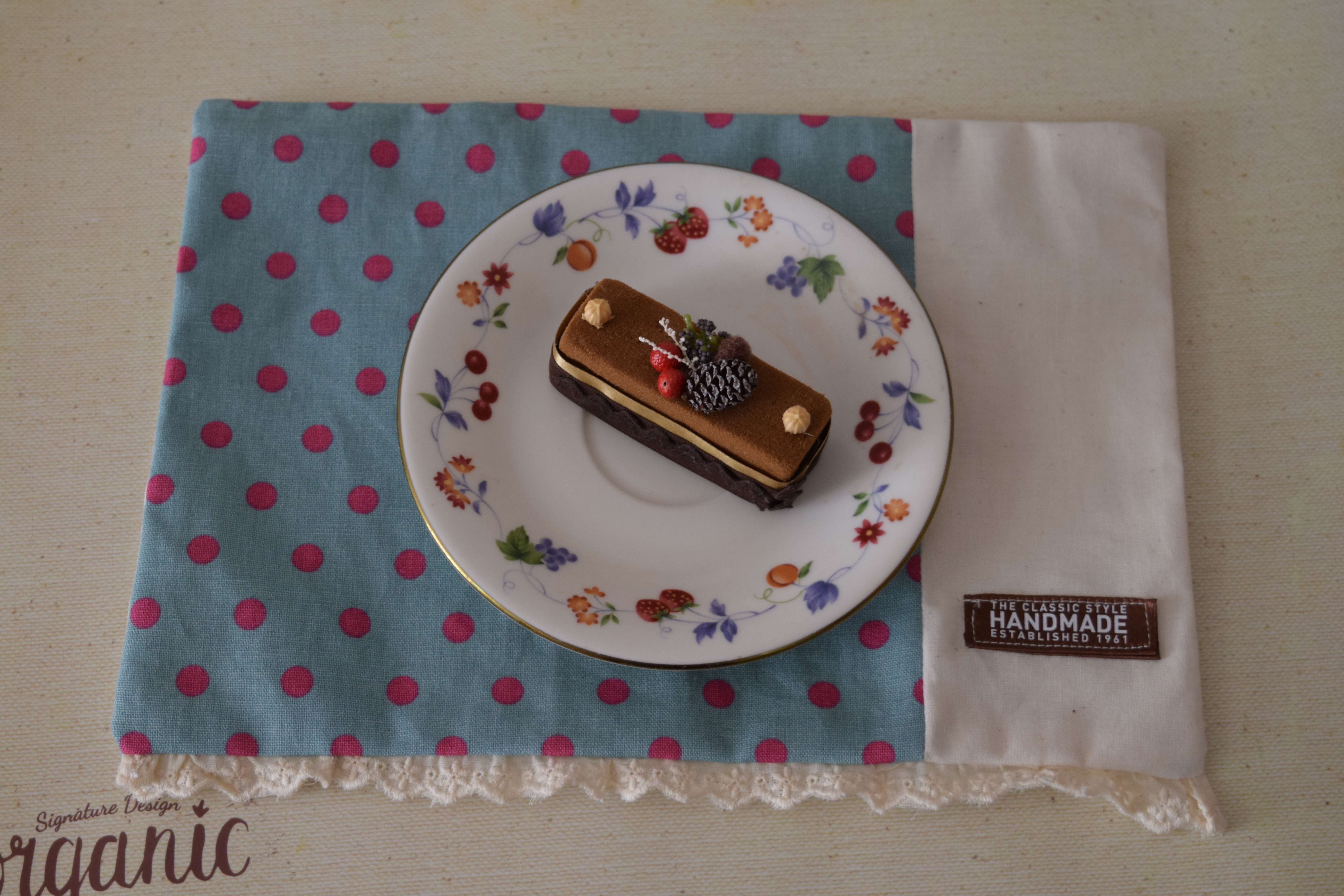 何でも手作り隊⑪　水玉のランチョンマット