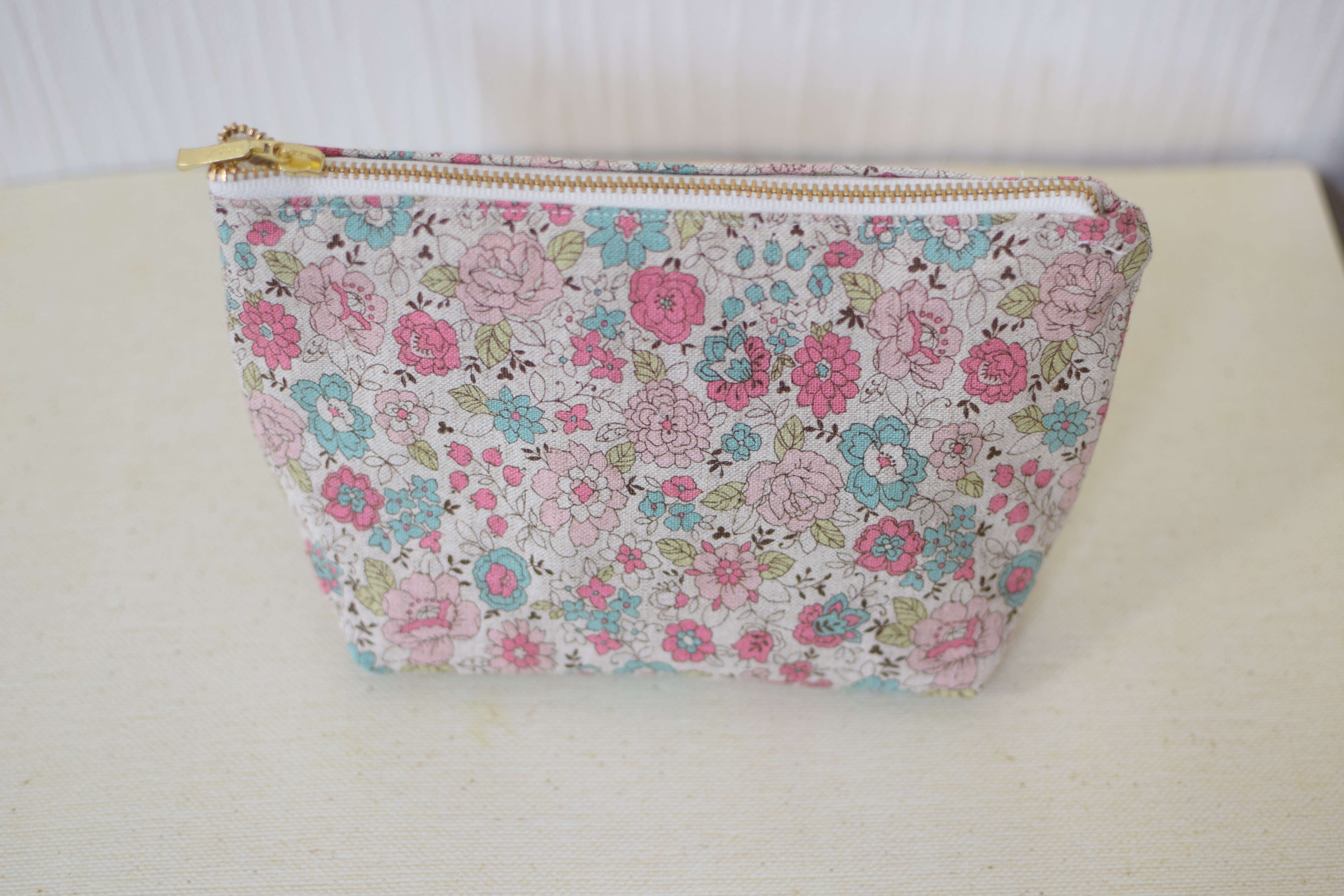 「何でも手作り隊」②ファスナーが簡単にできた!ポーチ作りです♡