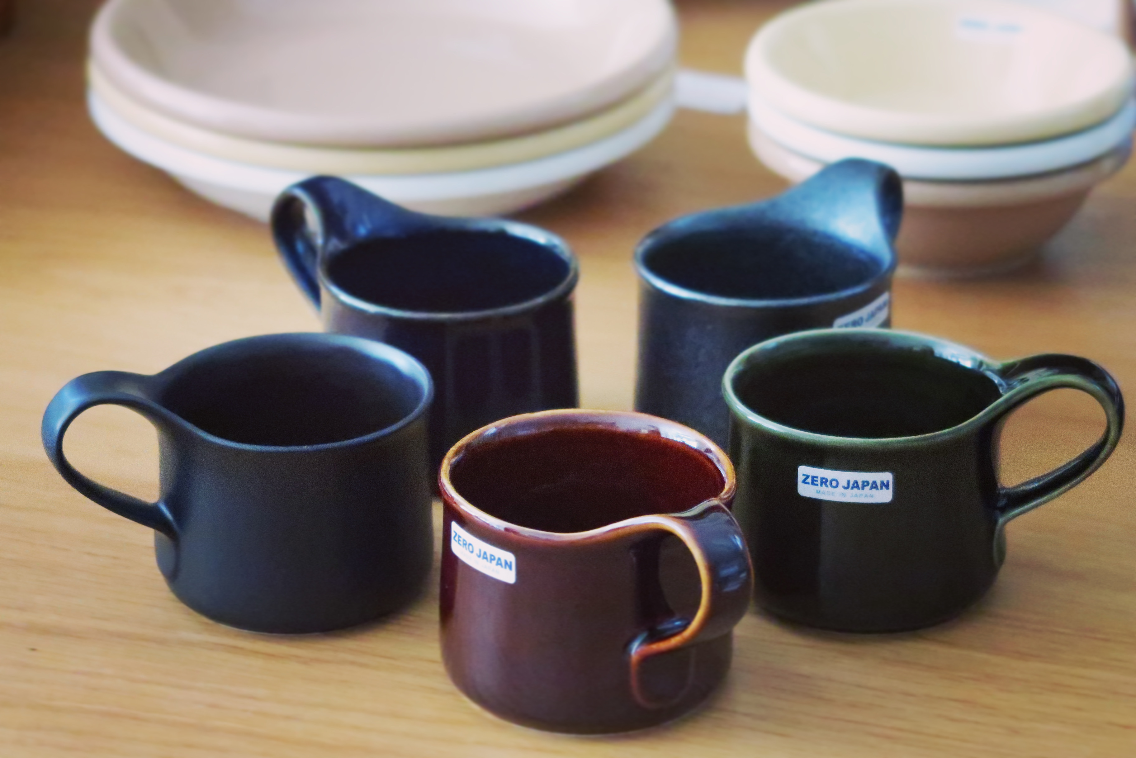 アンティークカラーのカフェマグ