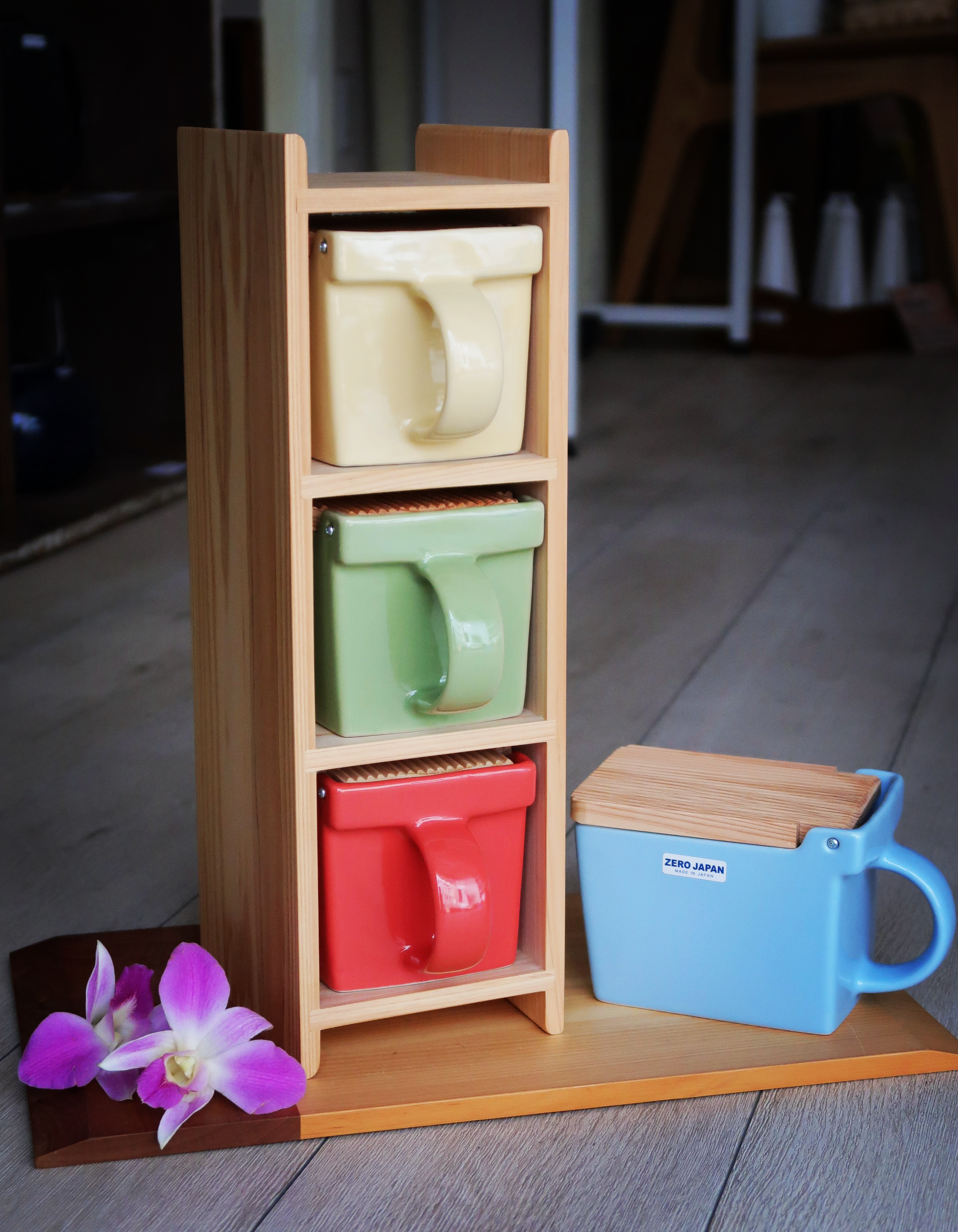 キッチンコンテナ&ひのきのラック
