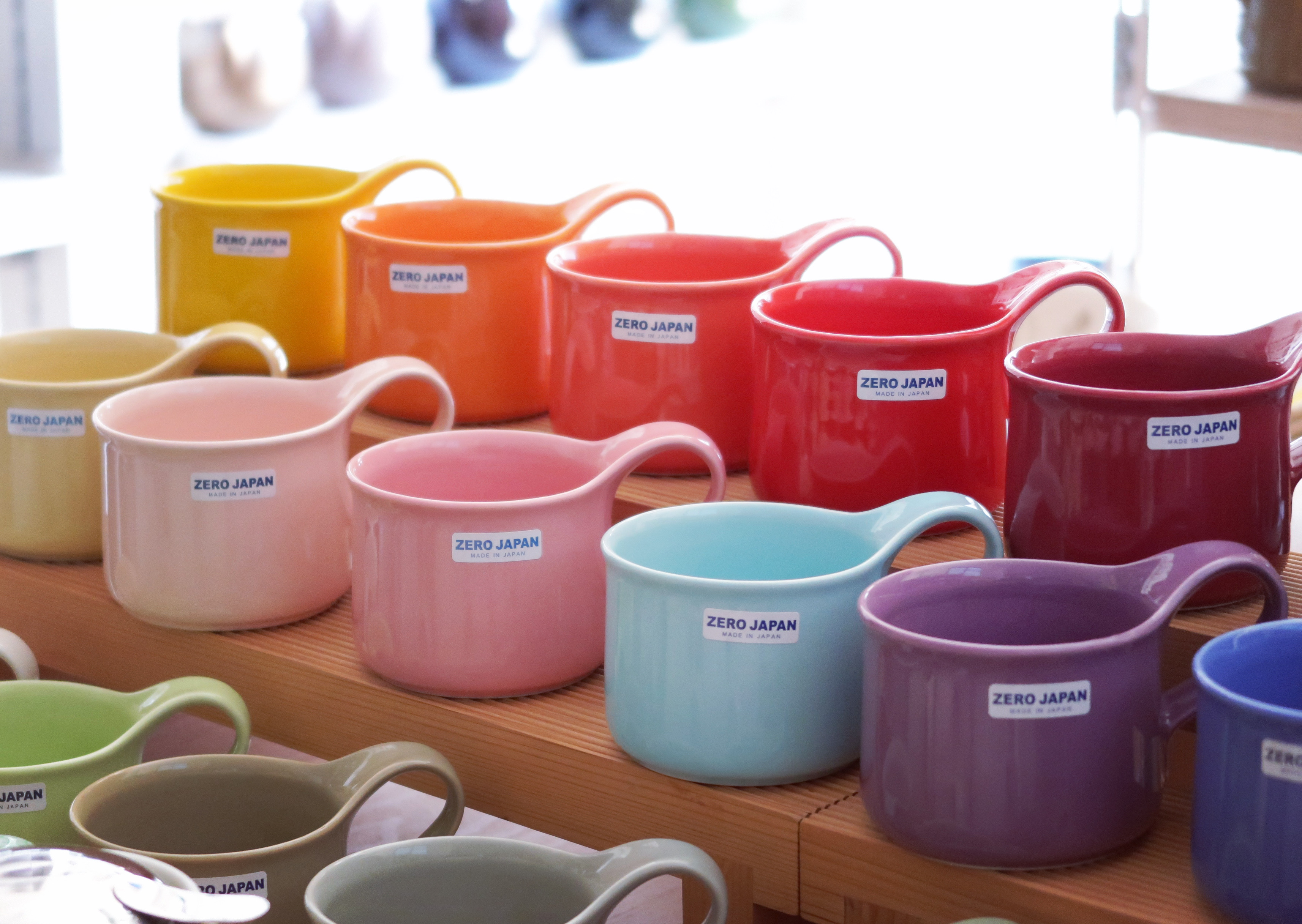 色がいっぱい♪　カフェマグスモール