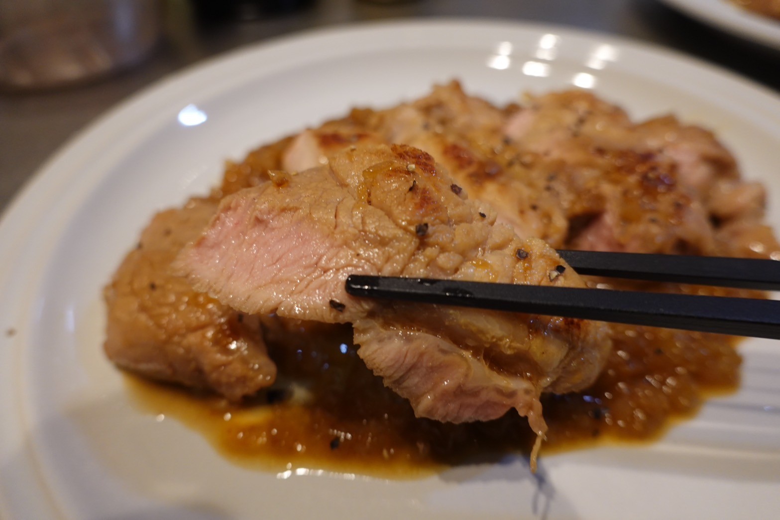 生姜焼きの肉の厚さについての考察