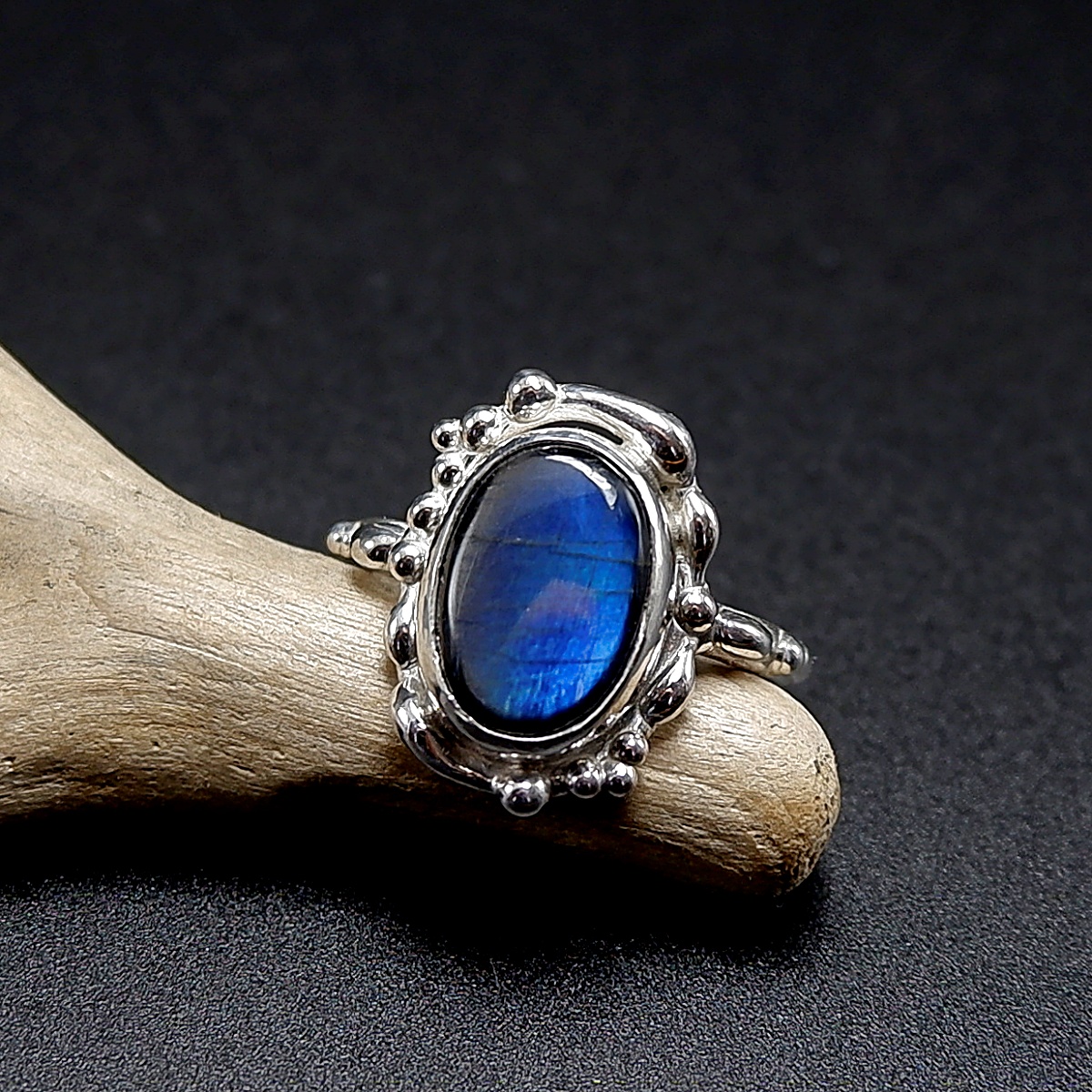 新作アップしました