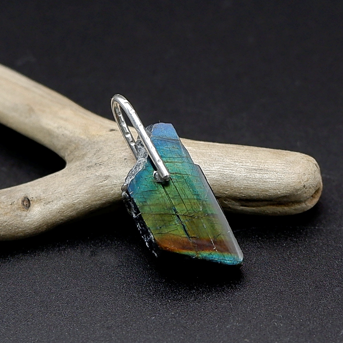 新作アップしました