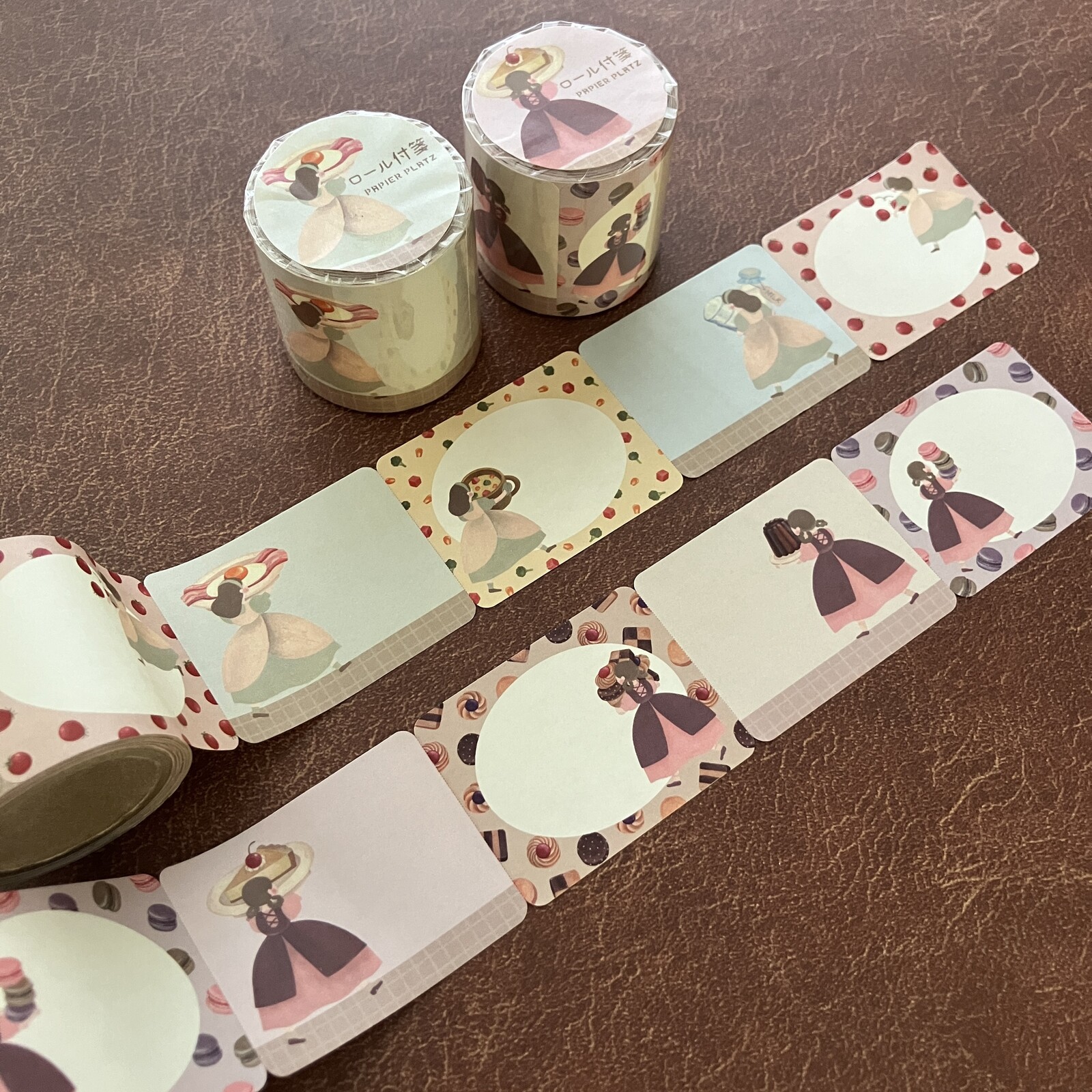 パピアプラッツのてるふく商店さんデザインのフレークシール、ロール付箋、再入荷しました✨