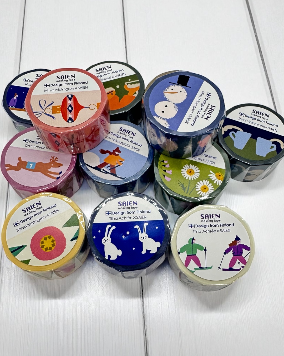SAIEN新作フィンランドのイラストレーターとのコラボマスキングテープ全12種類、入荷しました⛷✨