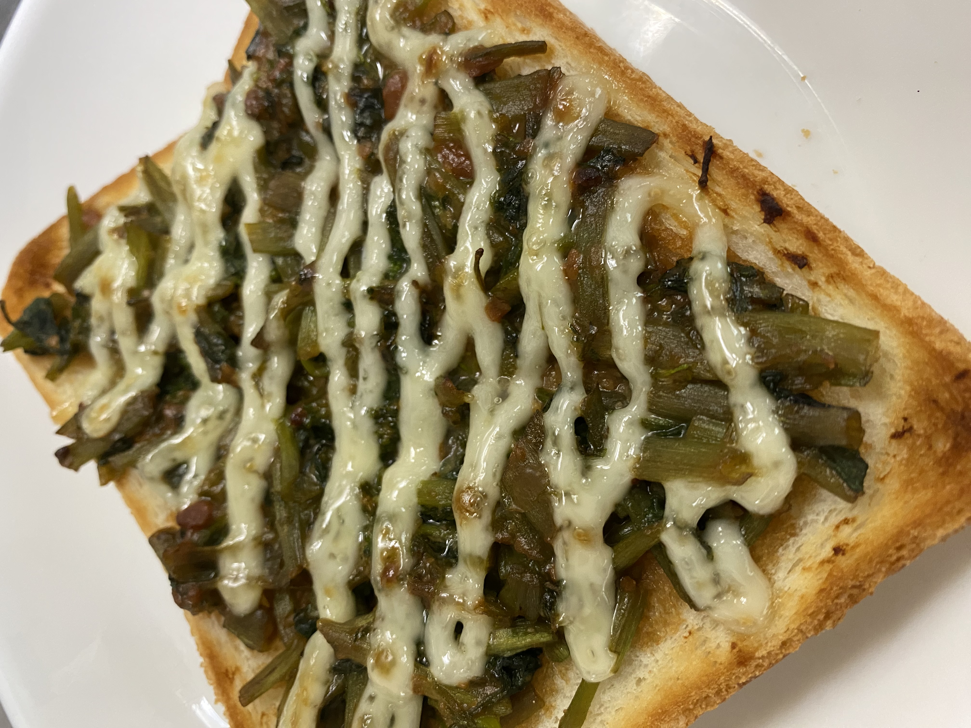 おすすめの花わさびレシピ「花わさび味噌マヨトースト」