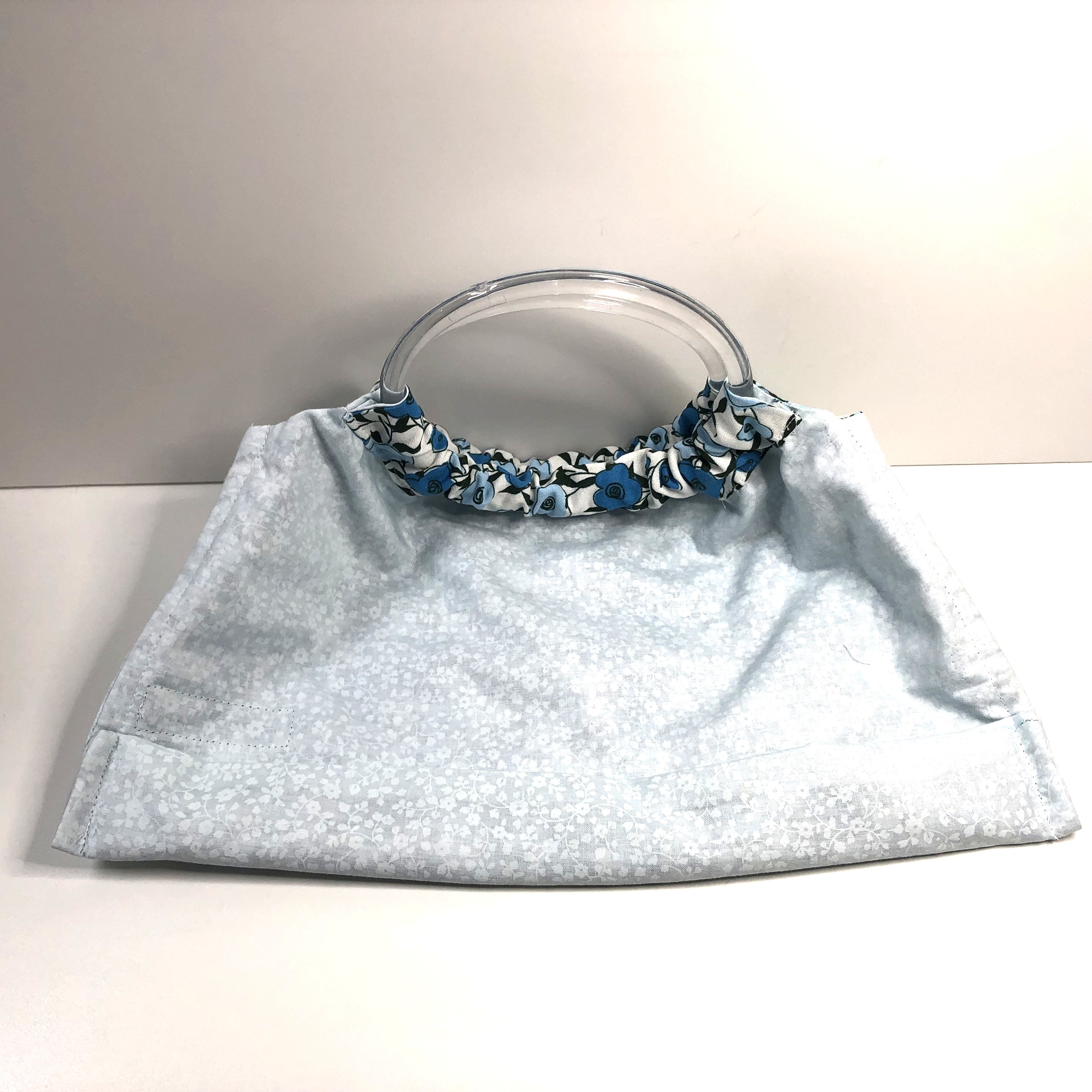 お洗濯とアイロンがしやすい!小さくてシンプルなリングバックです。裏返すとこんな感じです💙