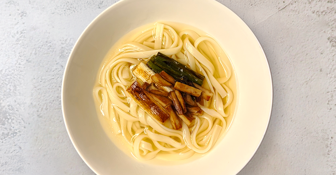 白だしであったか生姜うどん|休日のお昼ごはん