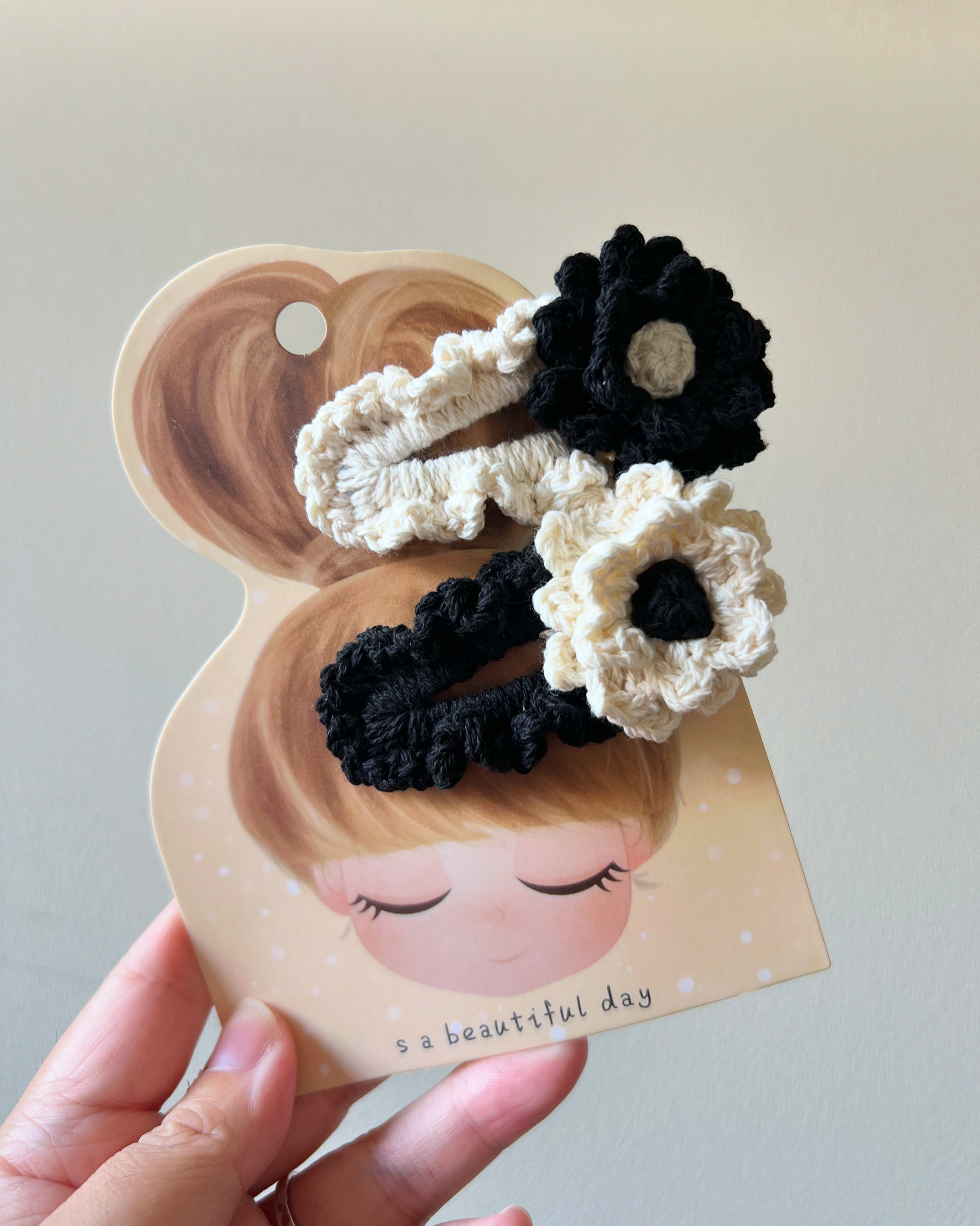 再販決定！人気カラーモノクロ！お花のヘアアクセサリー