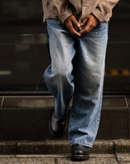 【雰囲気で差がつく】スプラッシュペイントが映える大人のデニム【AMUY TRYSBAY】