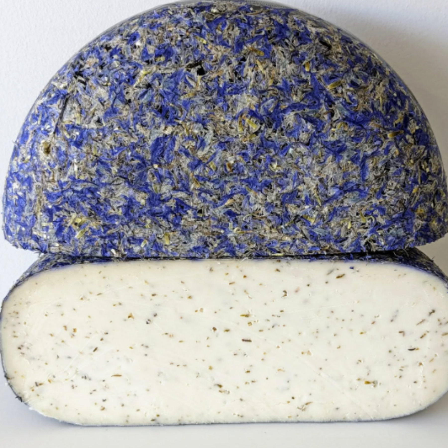 オランダ産・山羊乳ゴーダチーズ。蜂蜜とタイムが奏でる“やさしい甘み”