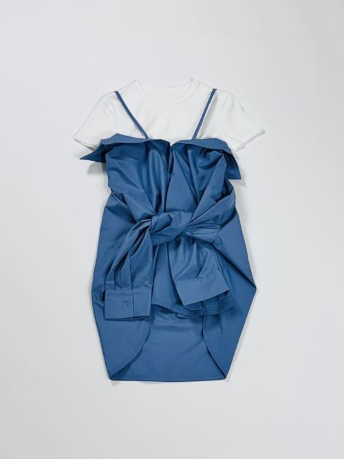 Recommend BLUE SHIRT