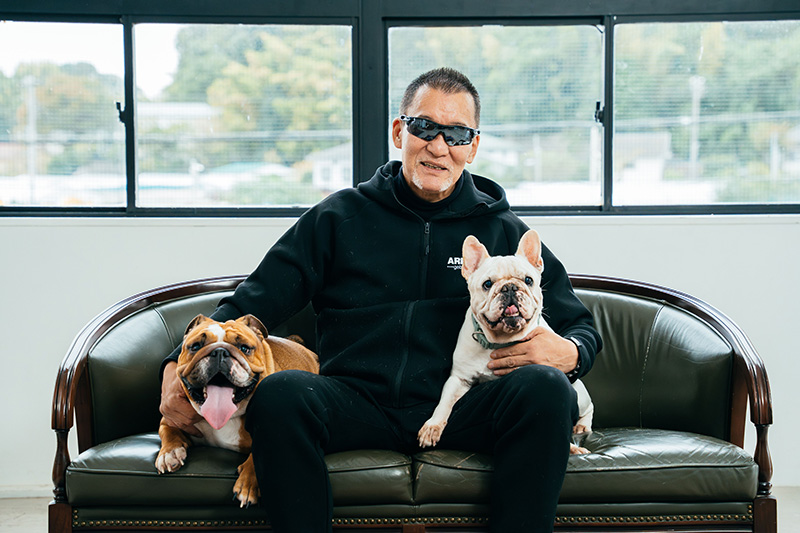 蝶野正洋が“愛犬紹介”『月刊わんこ vol.13』にインタビュー掲載